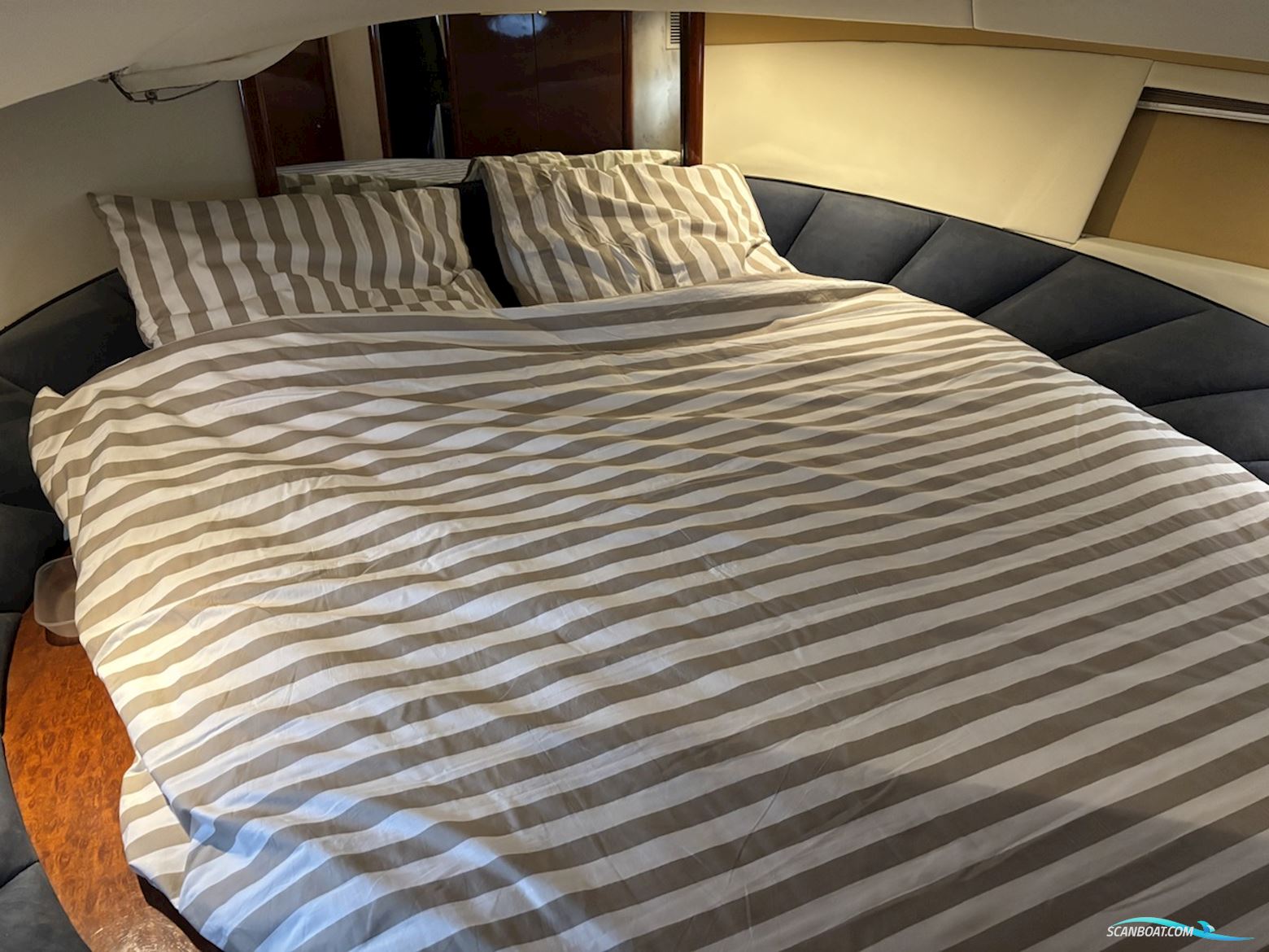 Fairline Squadron 52