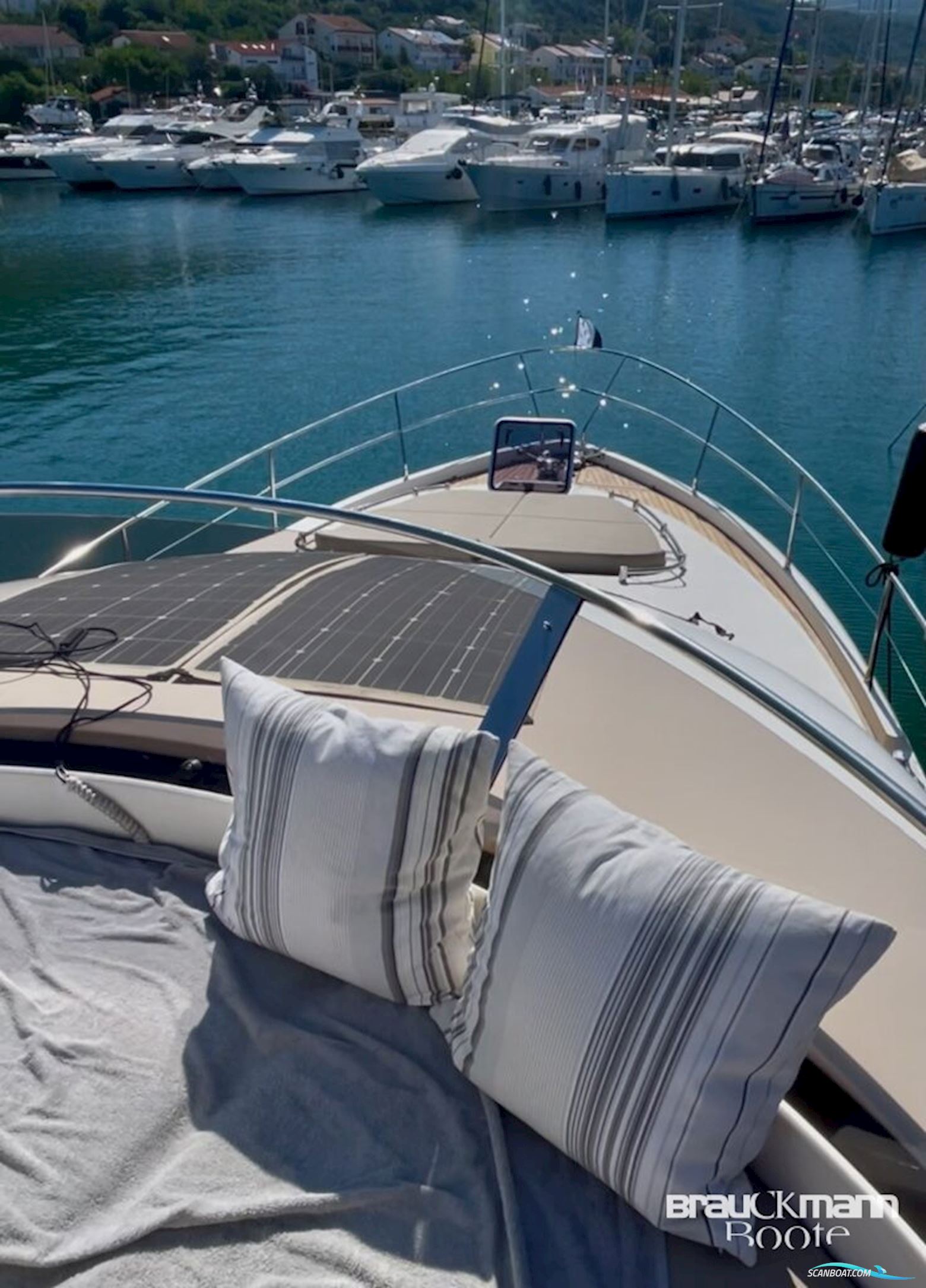 Fairline Squadron 52