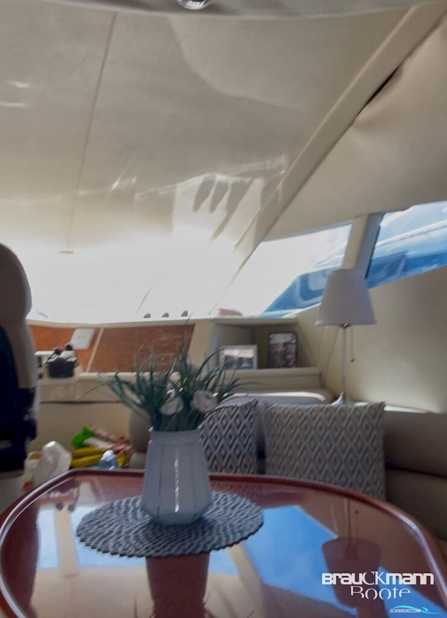 Fairline Squadron 52