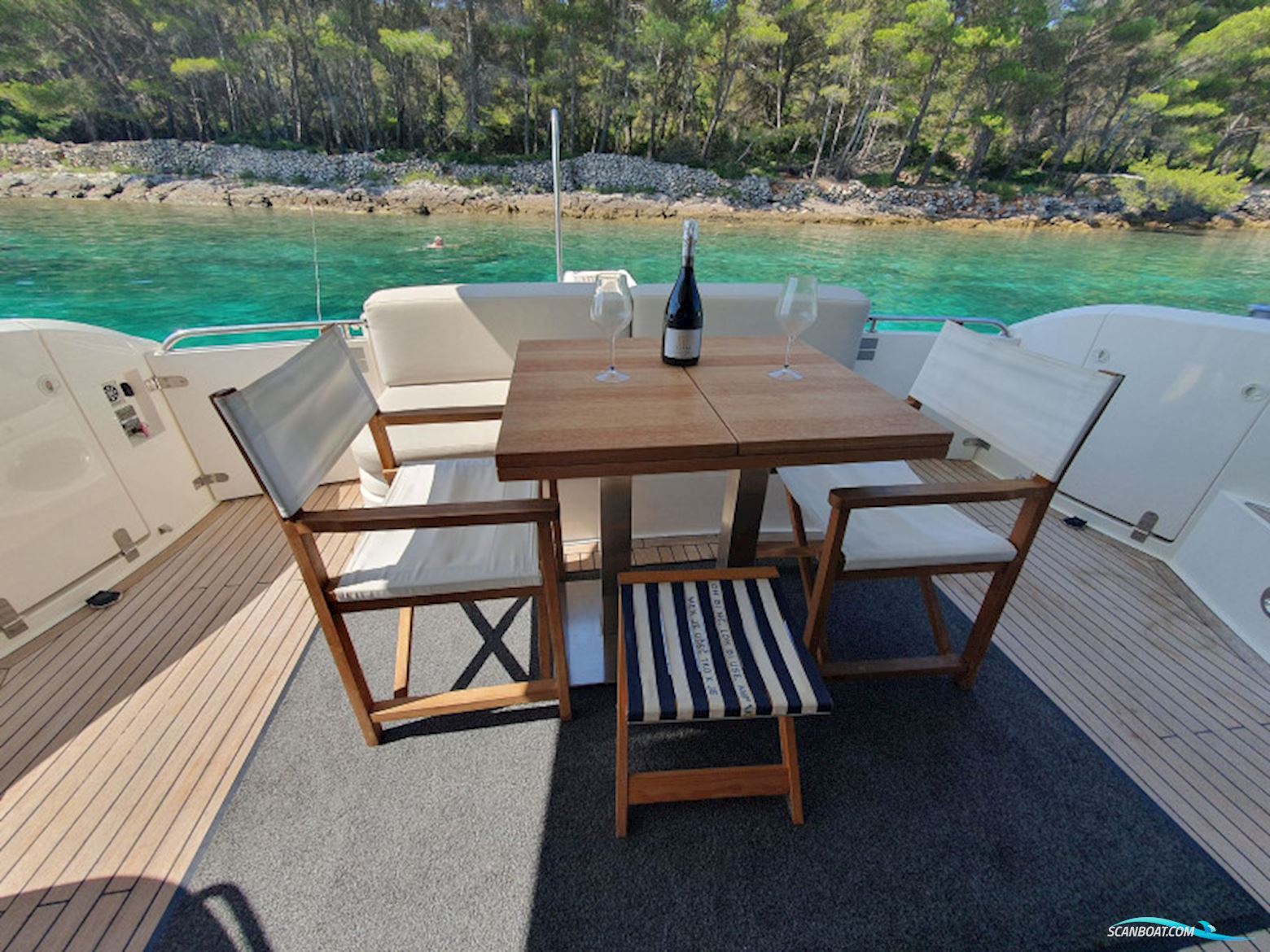 Fairline Squadron 55 Fly