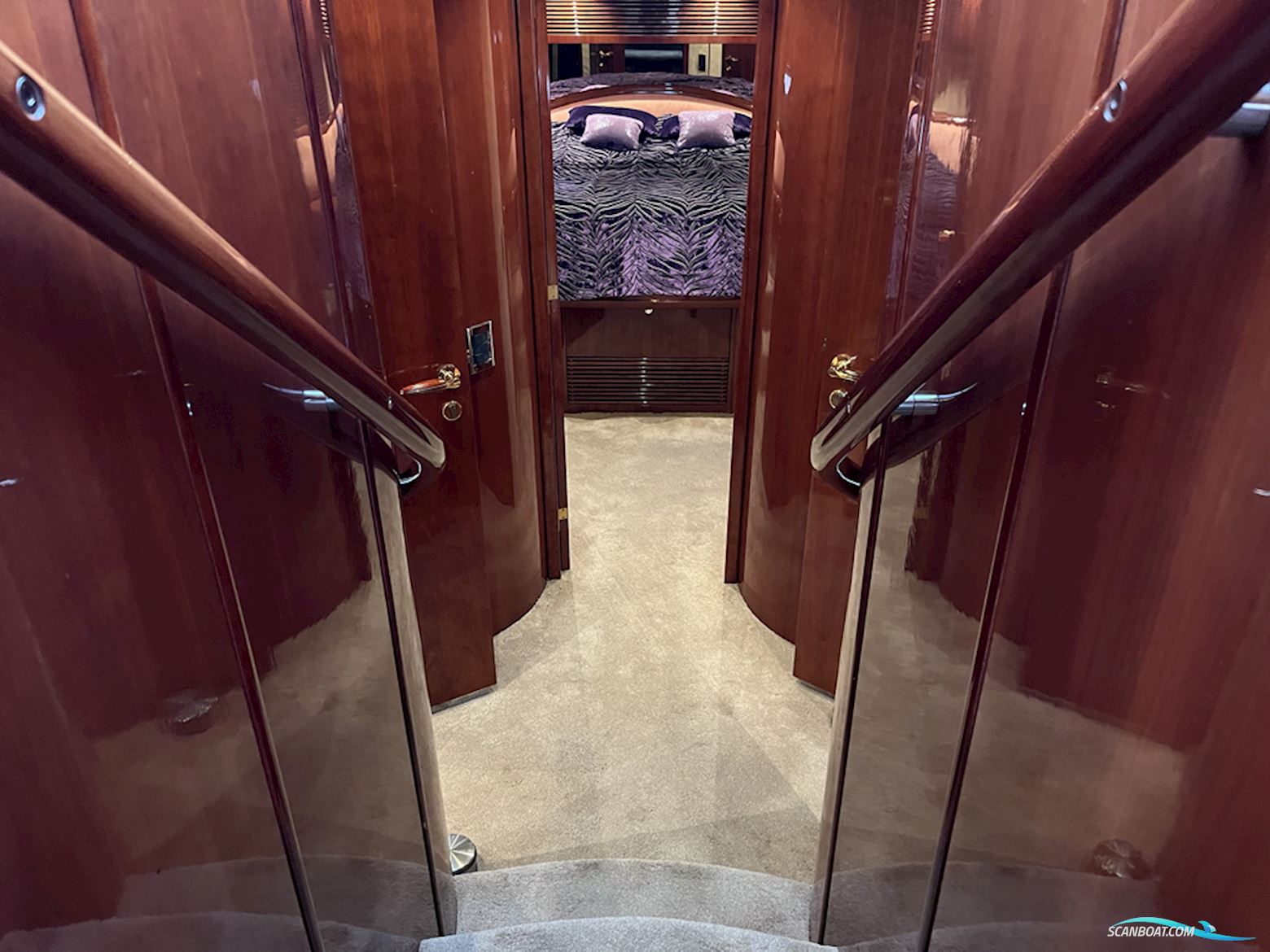 Fairline Squadron 55