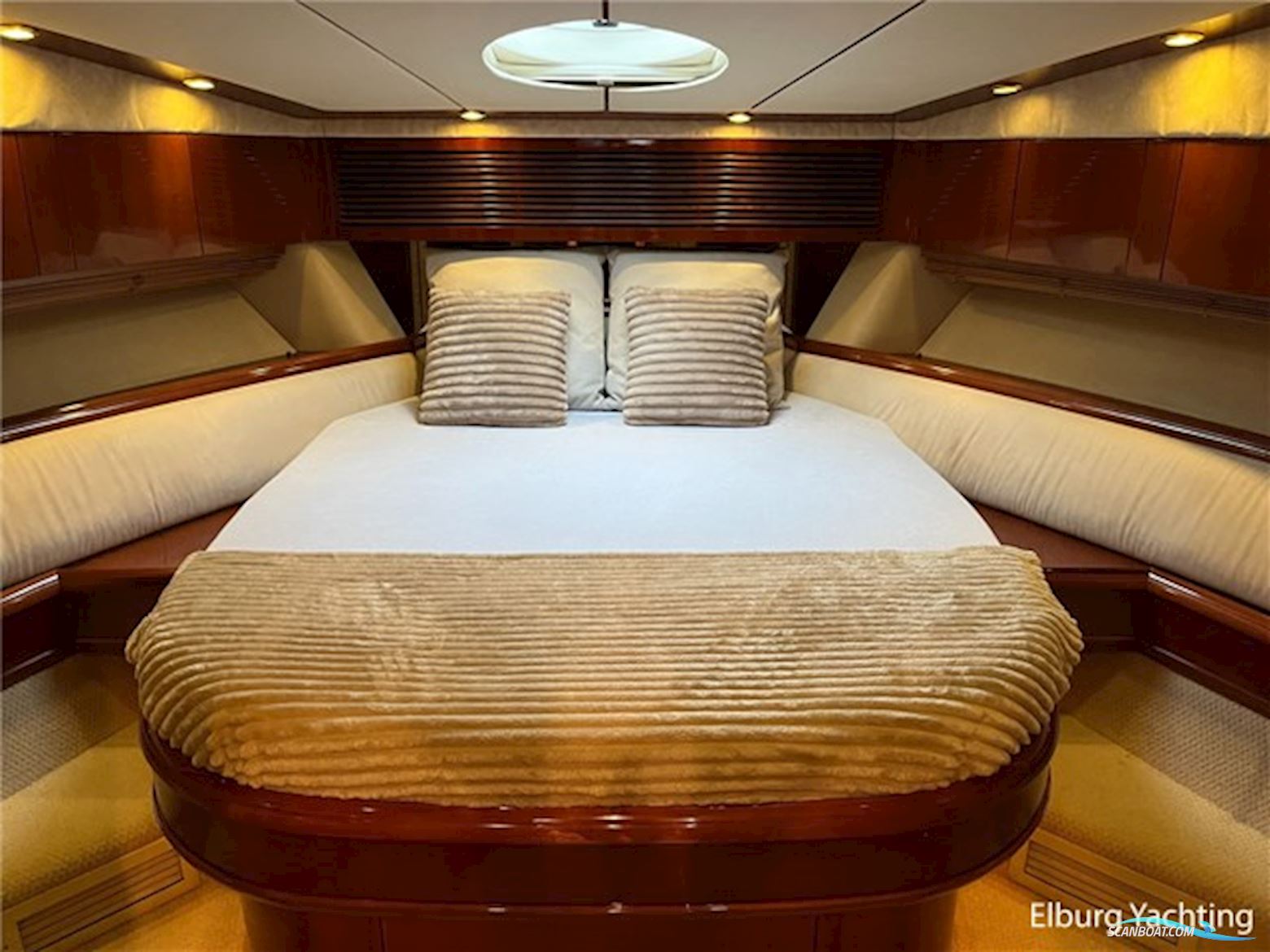 Fairline Squadron 55