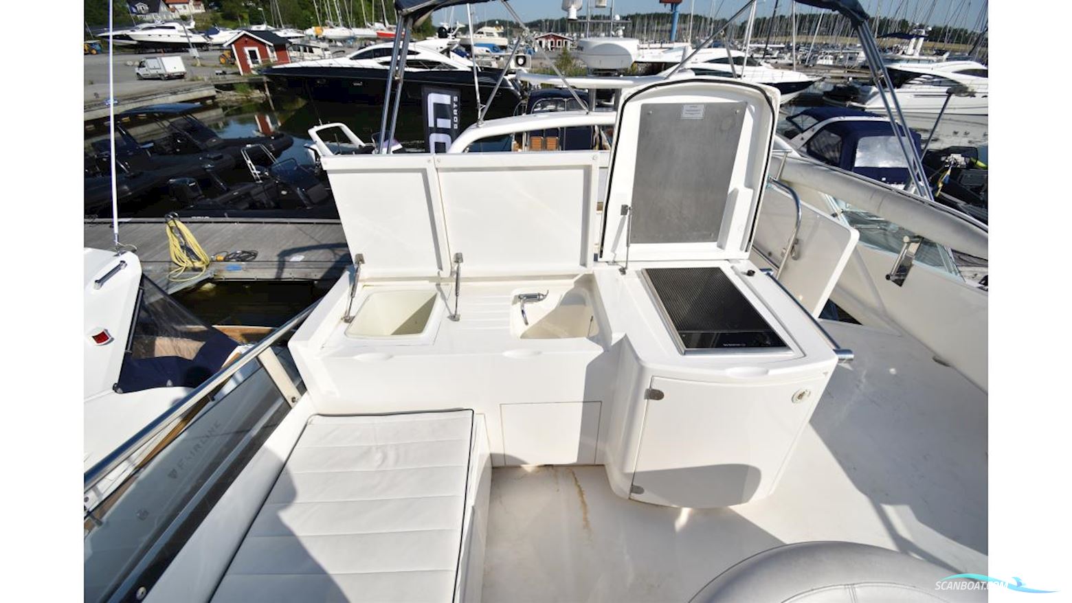 Fairline Squadron 55