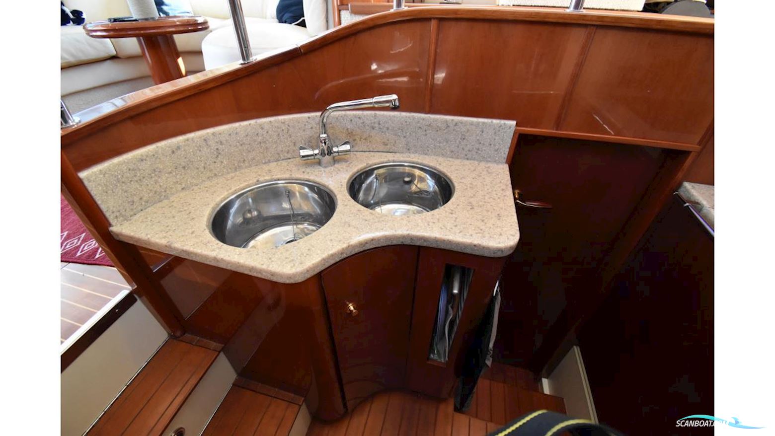 Fairline Squadron 55