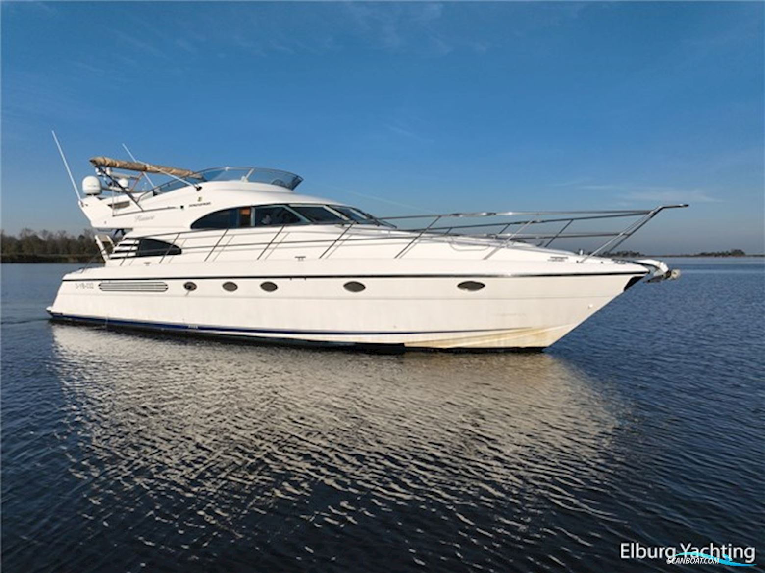 Fairline Squadron 55