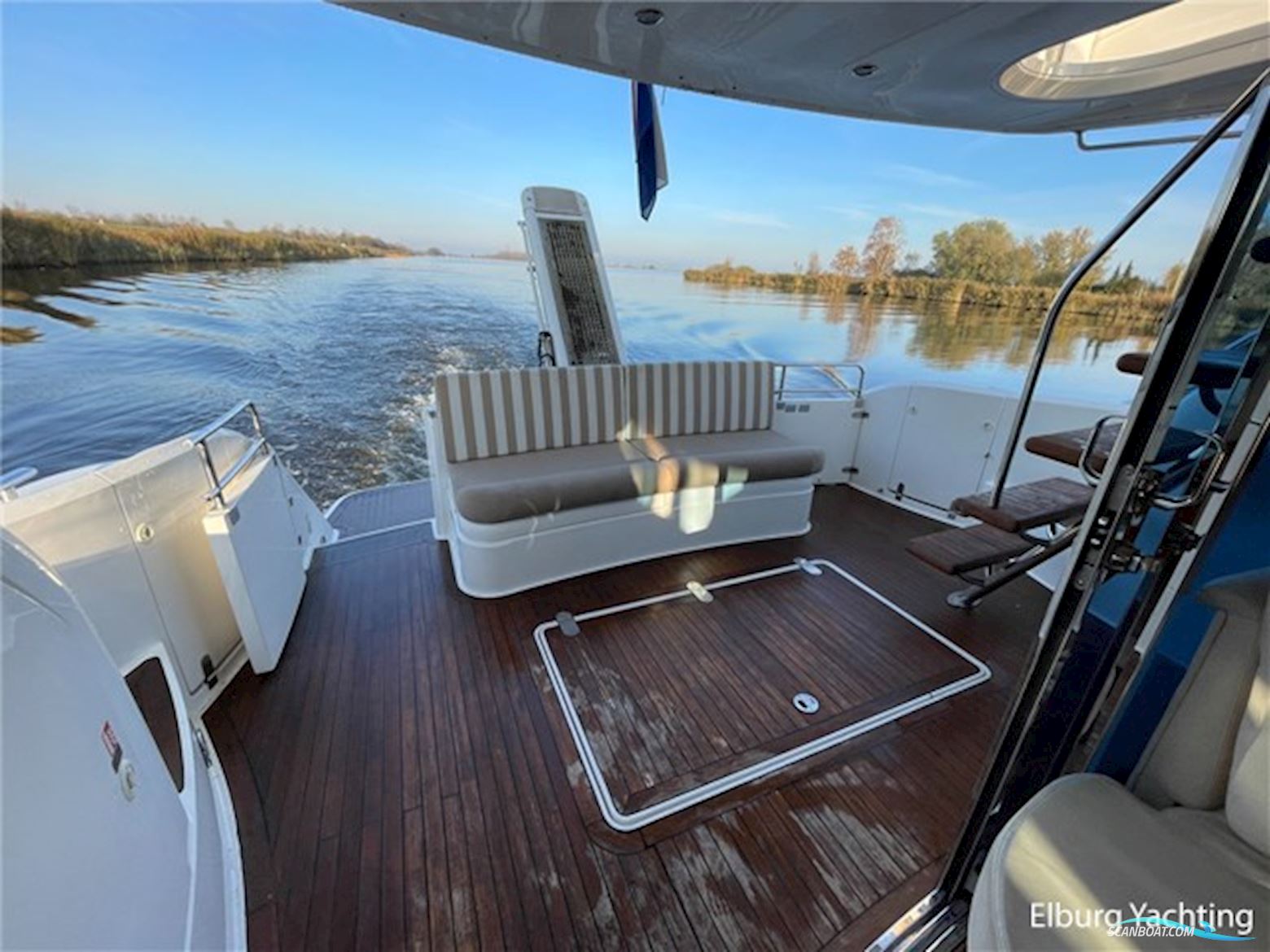 Fairline Squadron 55
