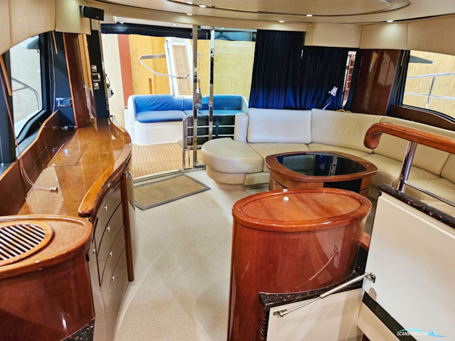 Fairline Squadron 58 Fly