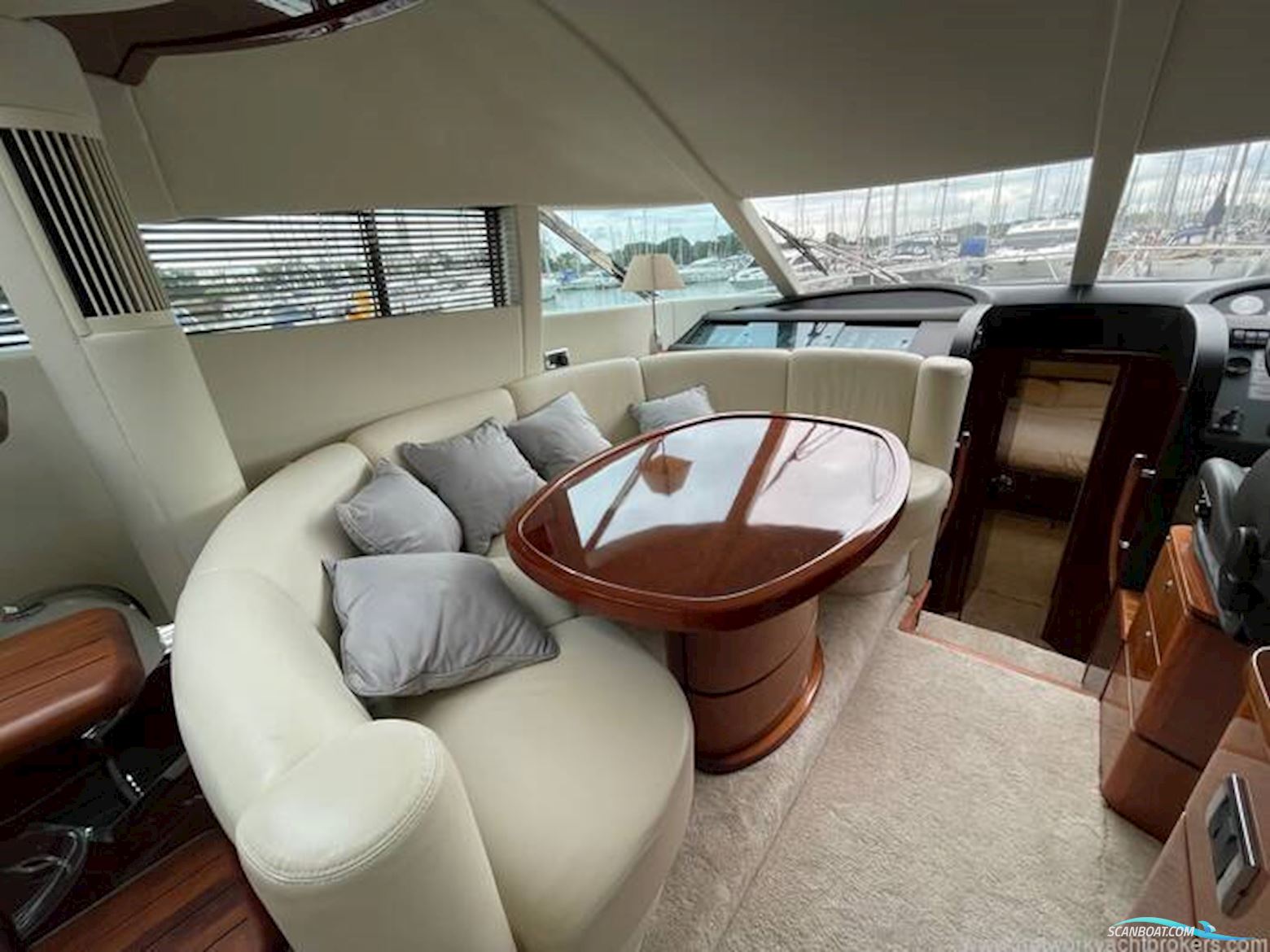 Fairline Squadron 58