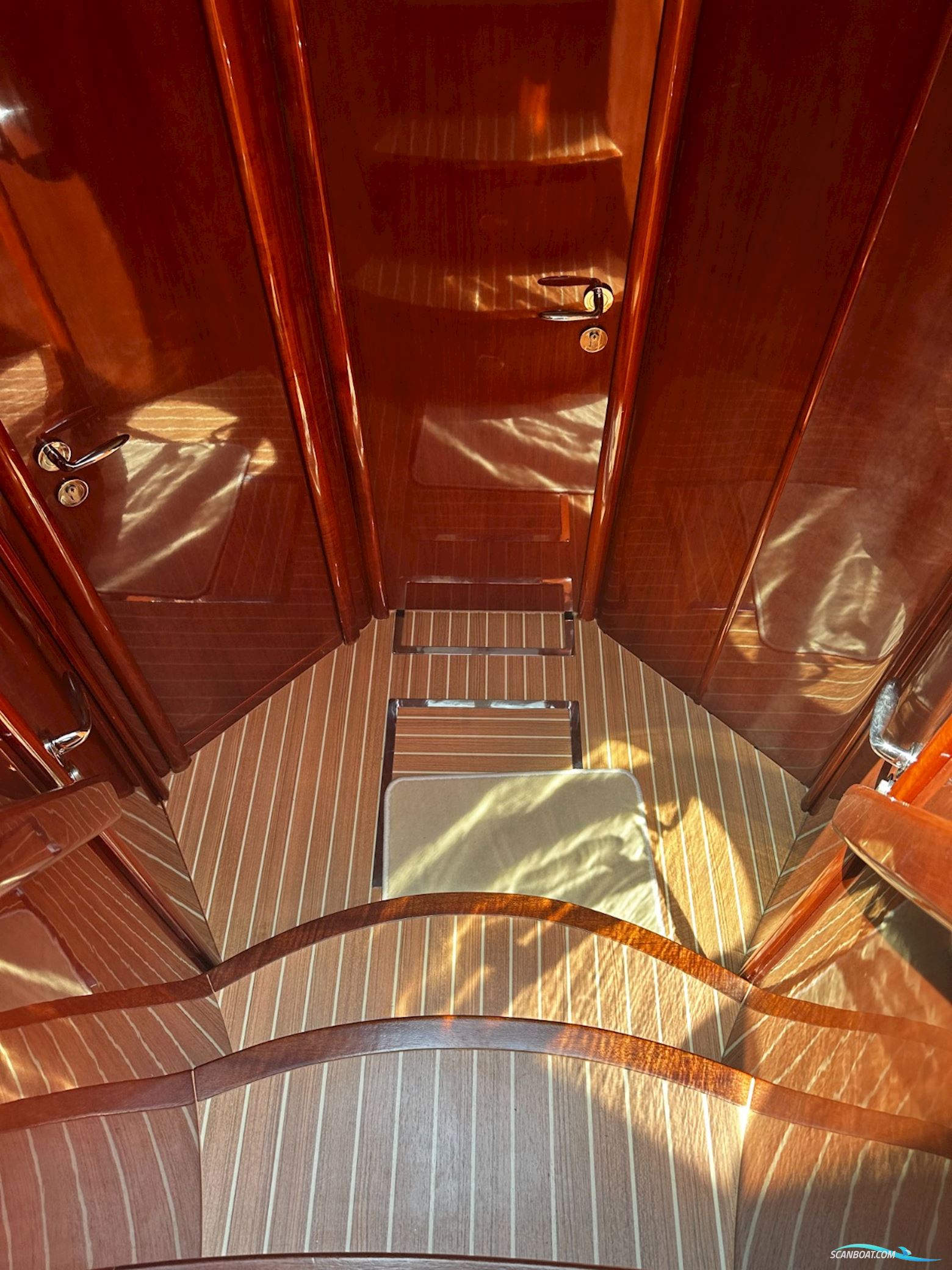 Fairline Squadron 58