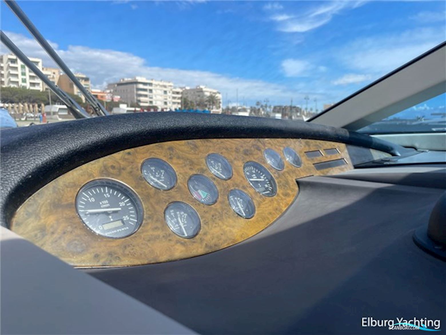 Fairline Squadron 58