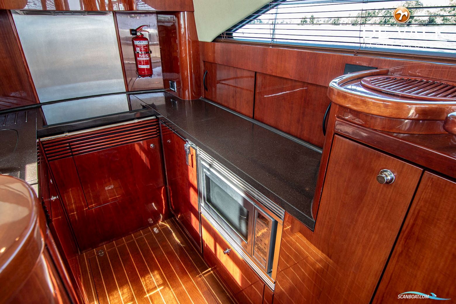Fairline Squadron 58
