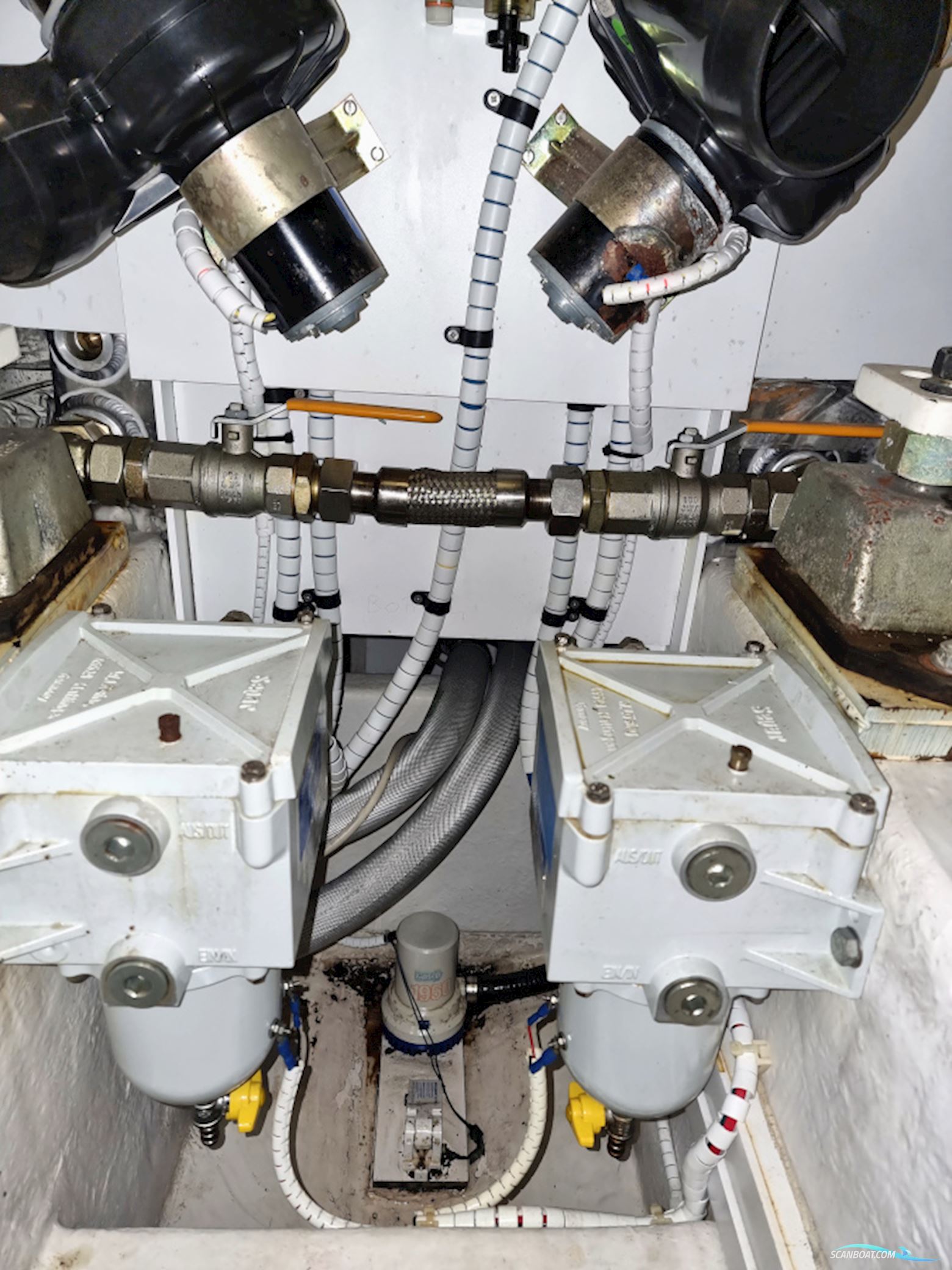 Fairline Squadron 58 Volvo Penta D12-715 EVC