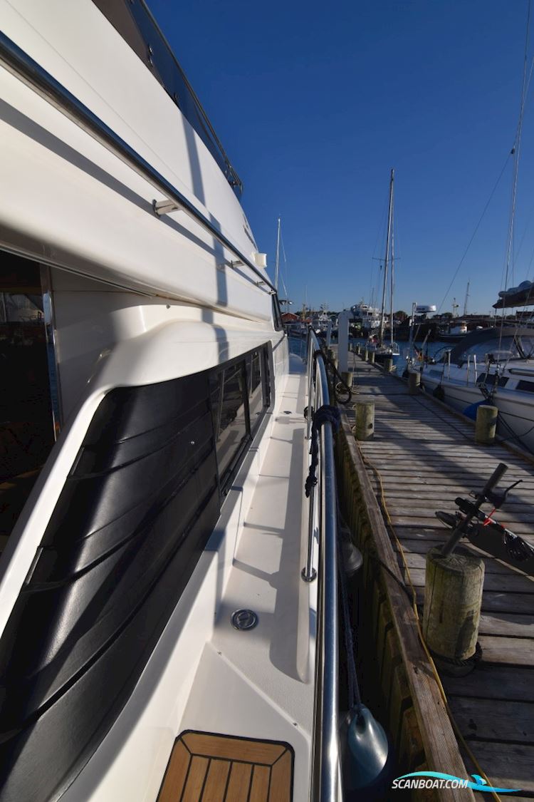 Fairline Squadron 59