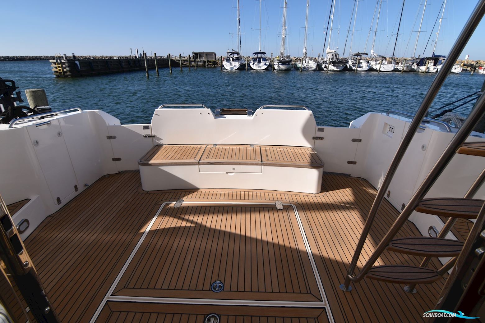 Fairline Squadron 59