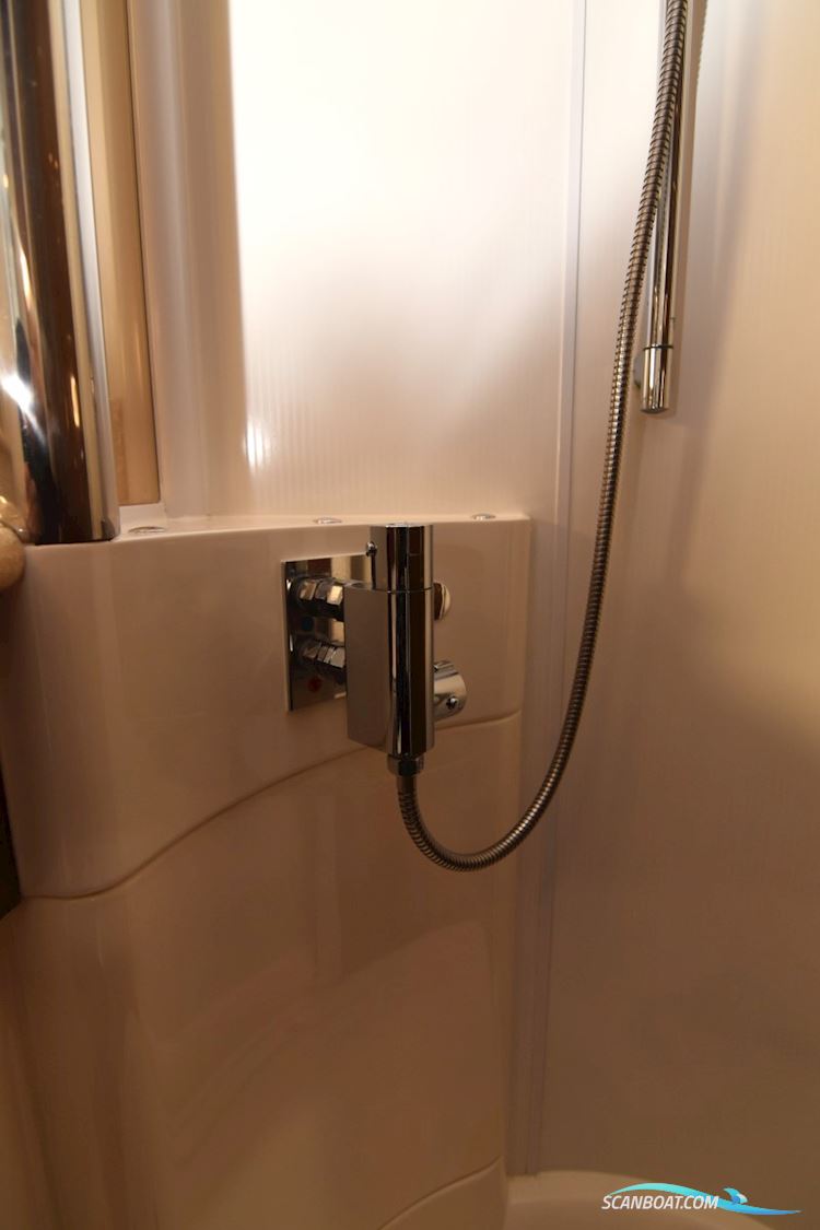 Fairline Squadron 59