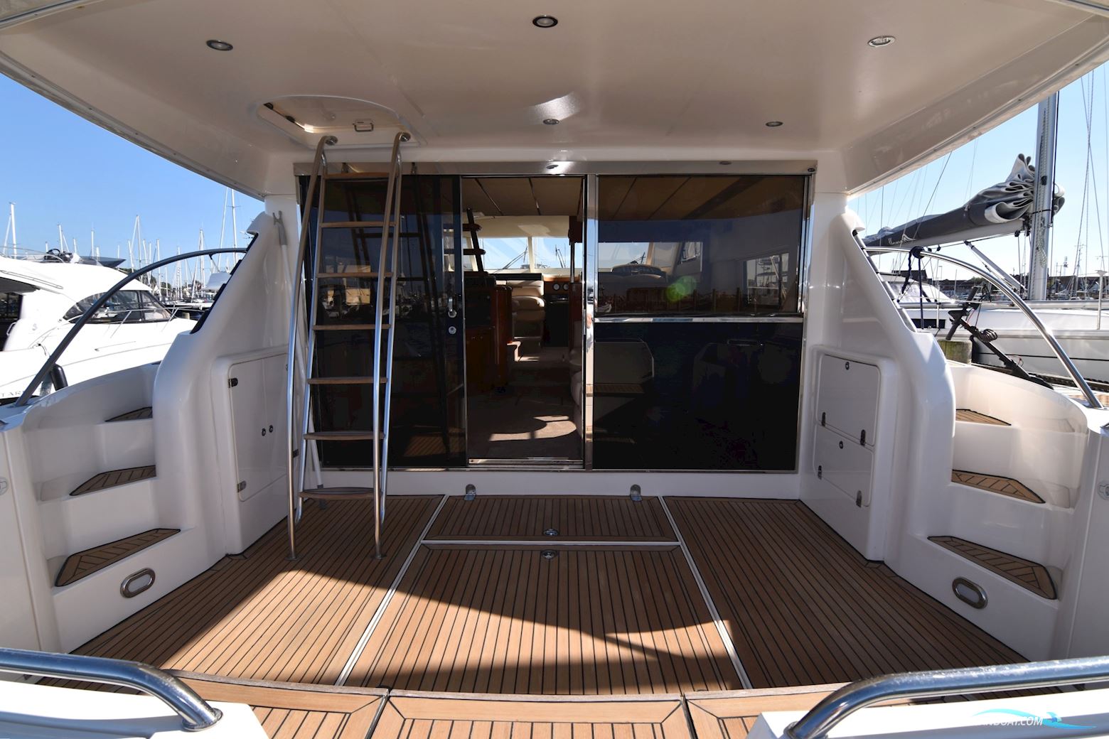 Fairline Squadron 59