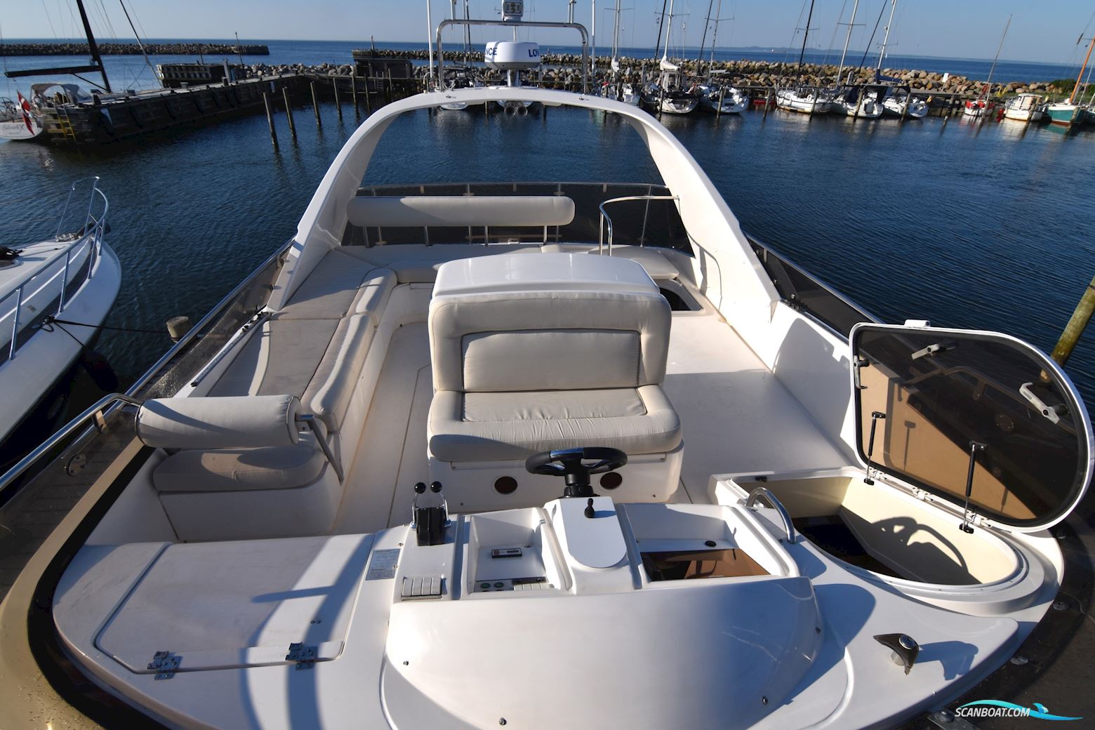 Fairline Squadron 59