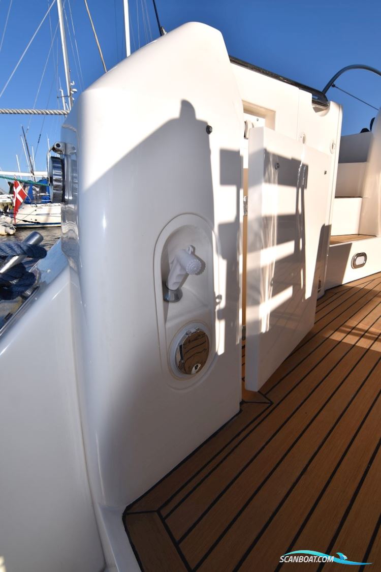 Fairline Squadron 59