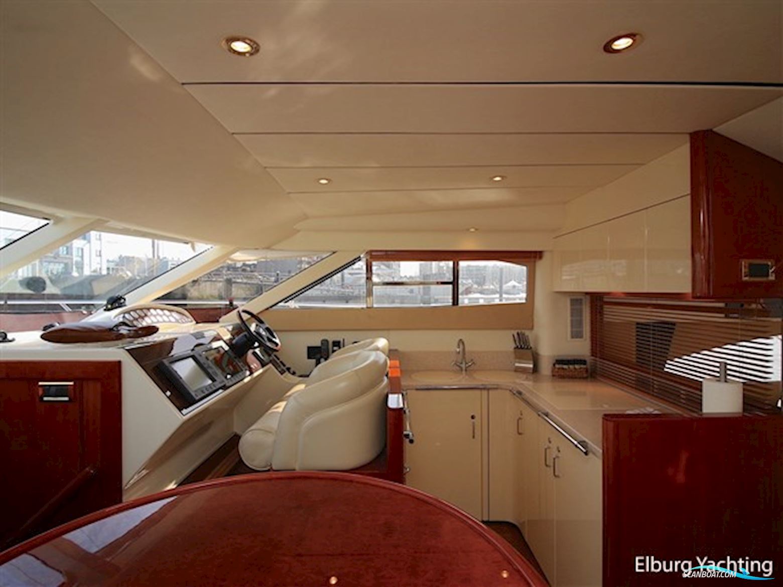 Fairline Squadron 59