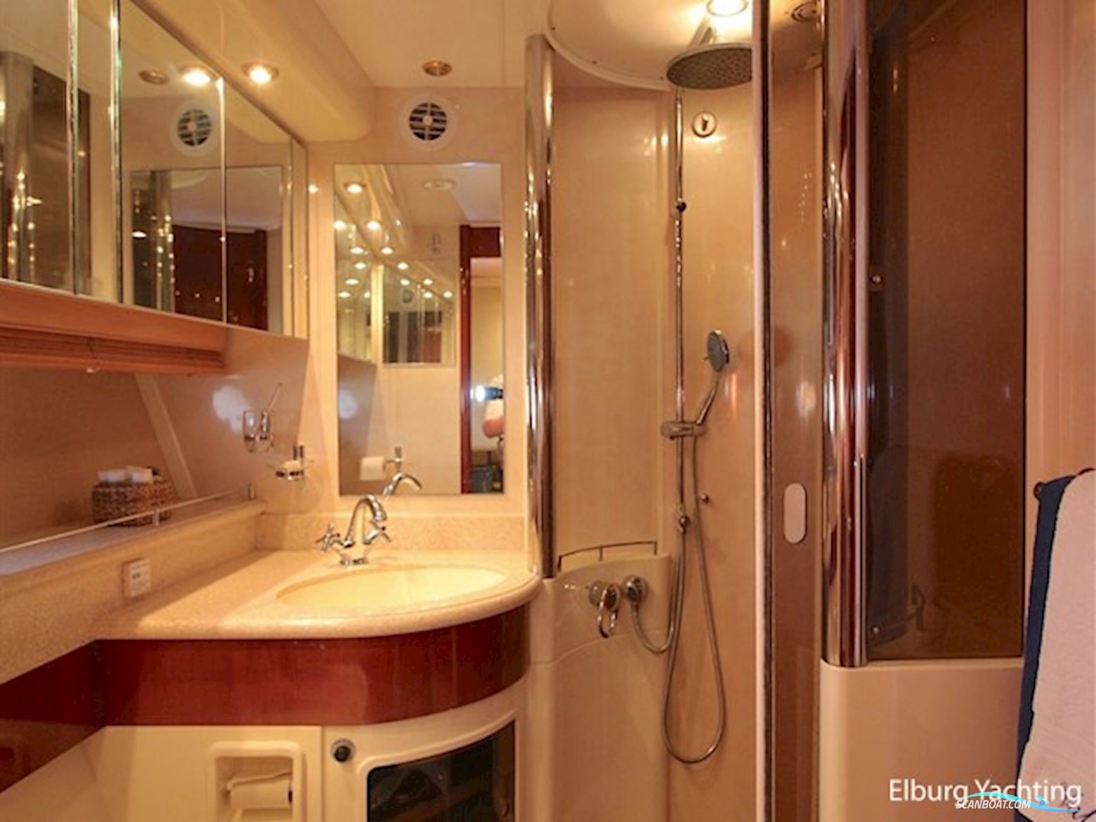 Fairline Squadron 59