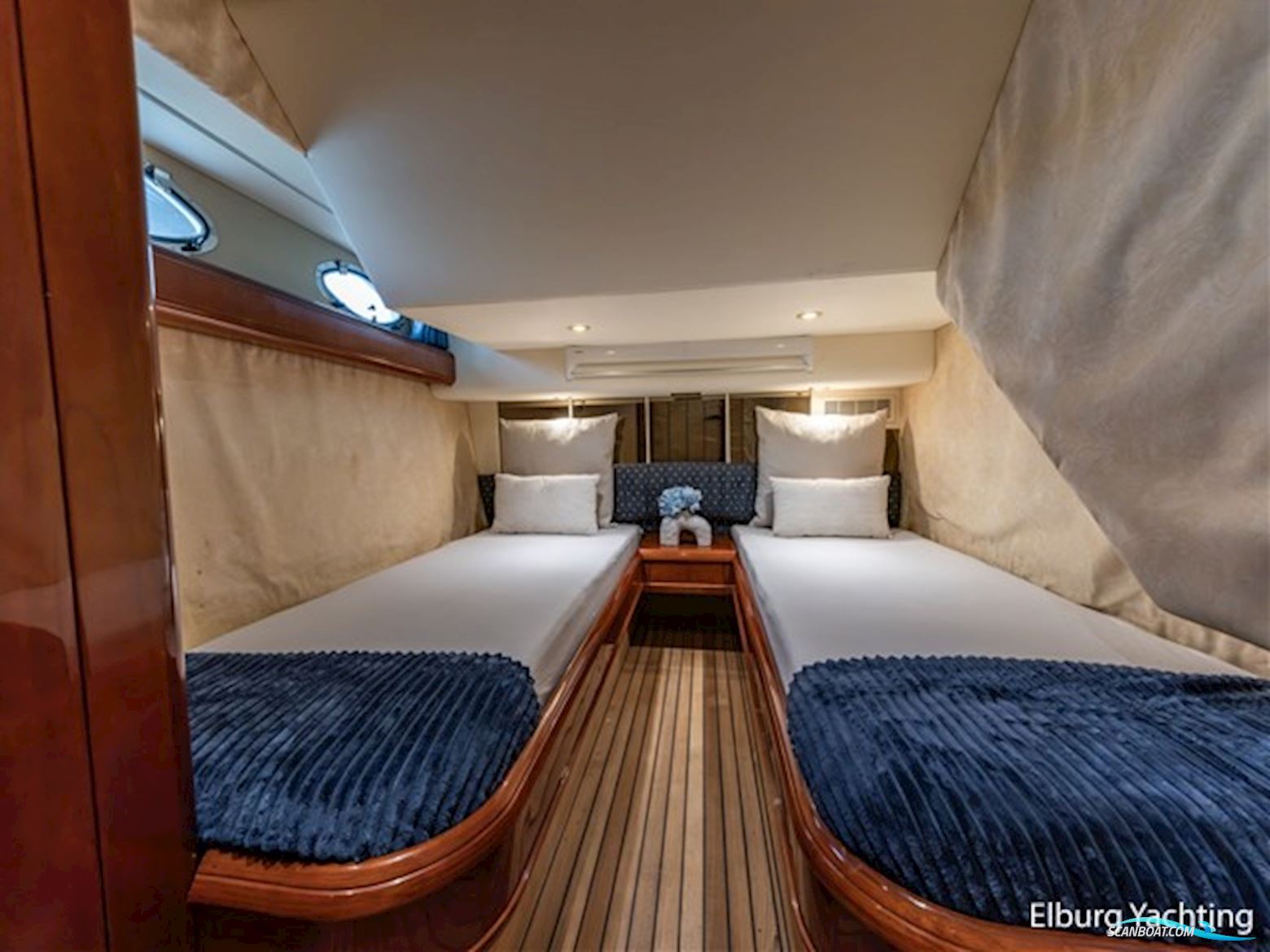 Fairline Squadron 59