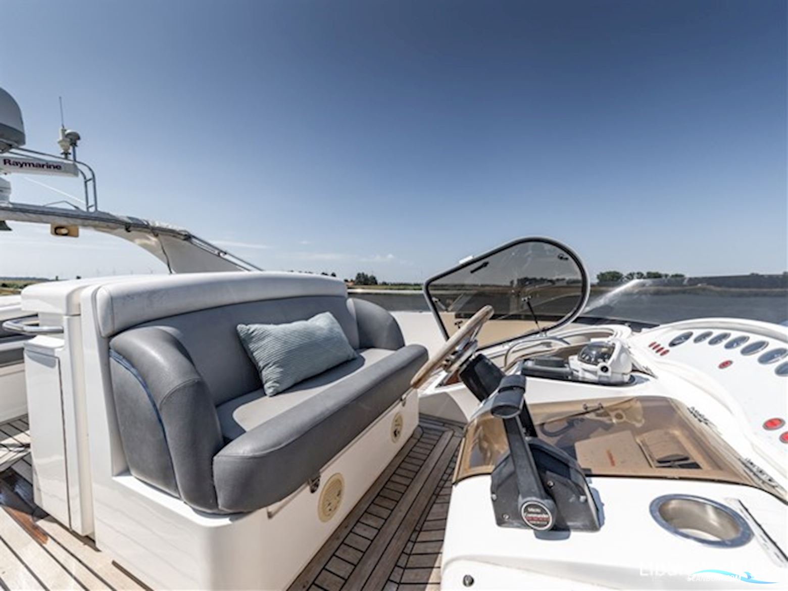 Fairline Squadron 59