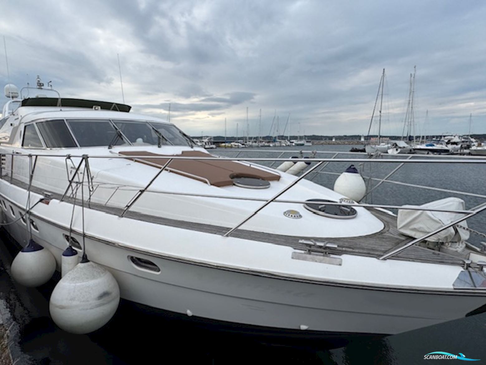 Fairline Squadron 62. Bytte Med Mindre Båd