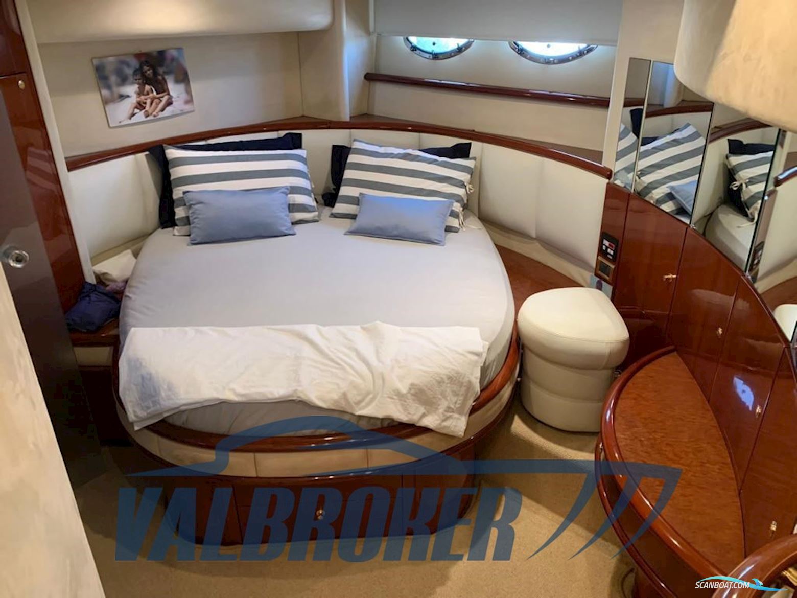 Fairline Squadron 62