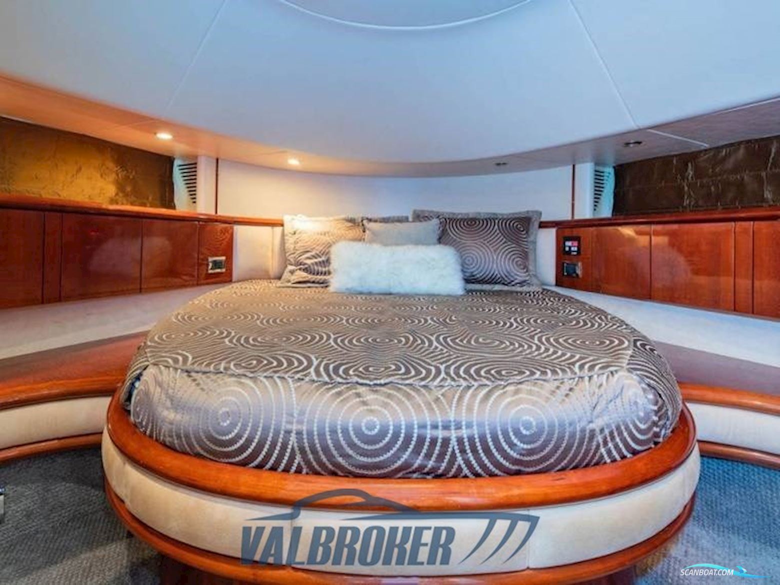 Fairline Squadron 62