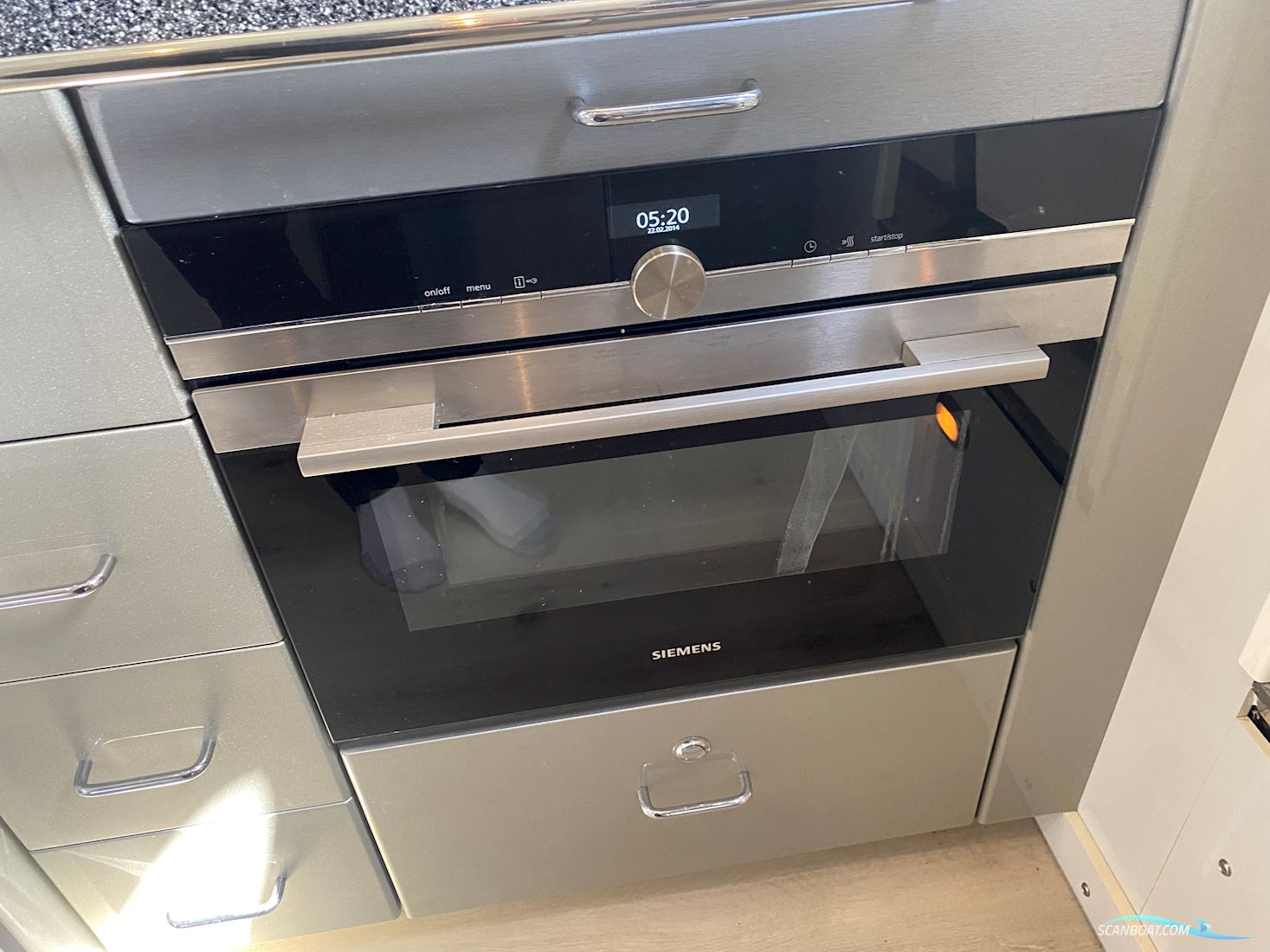 Fairline Squadron 65