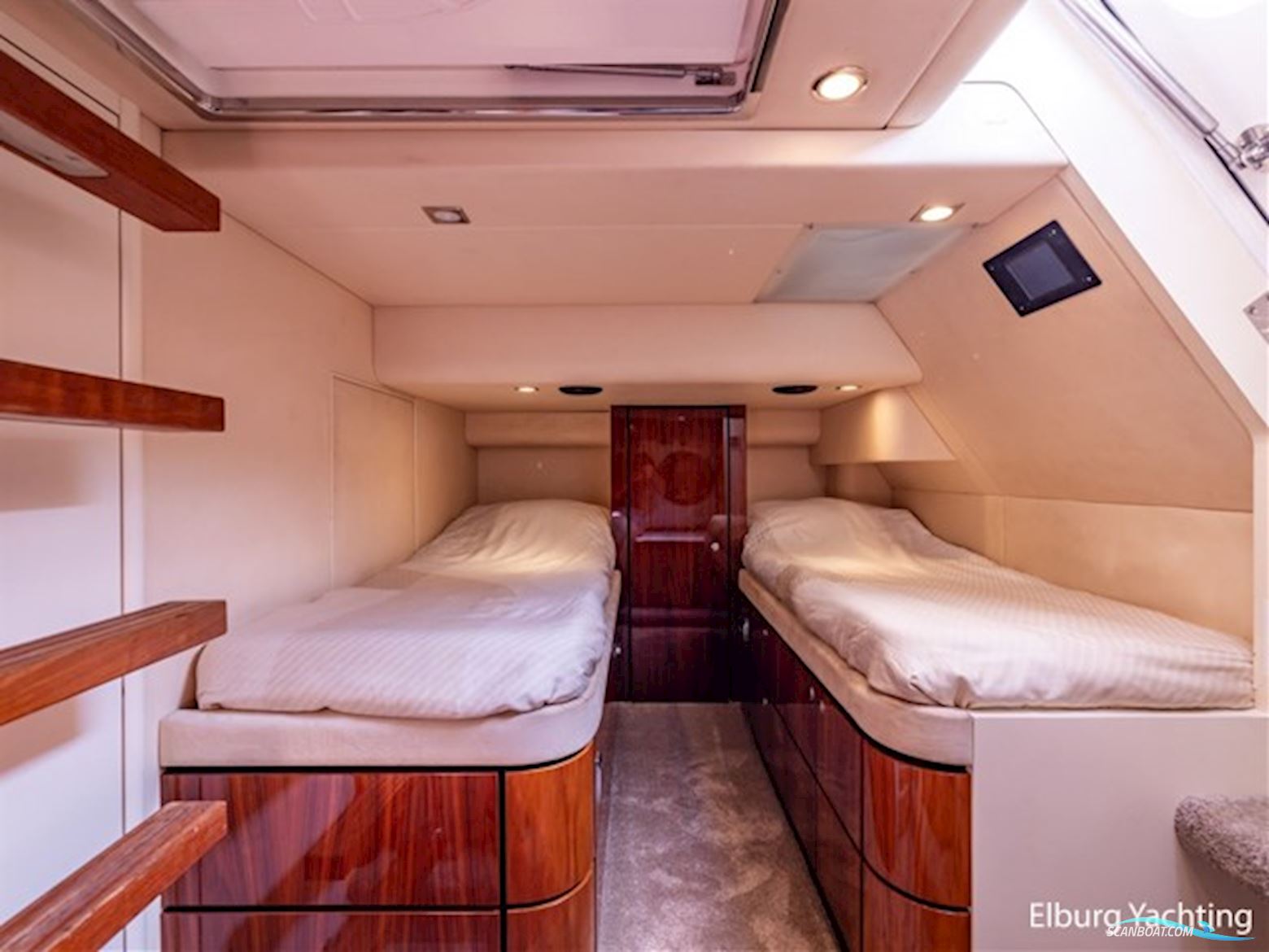 Fairline Squadron 70 