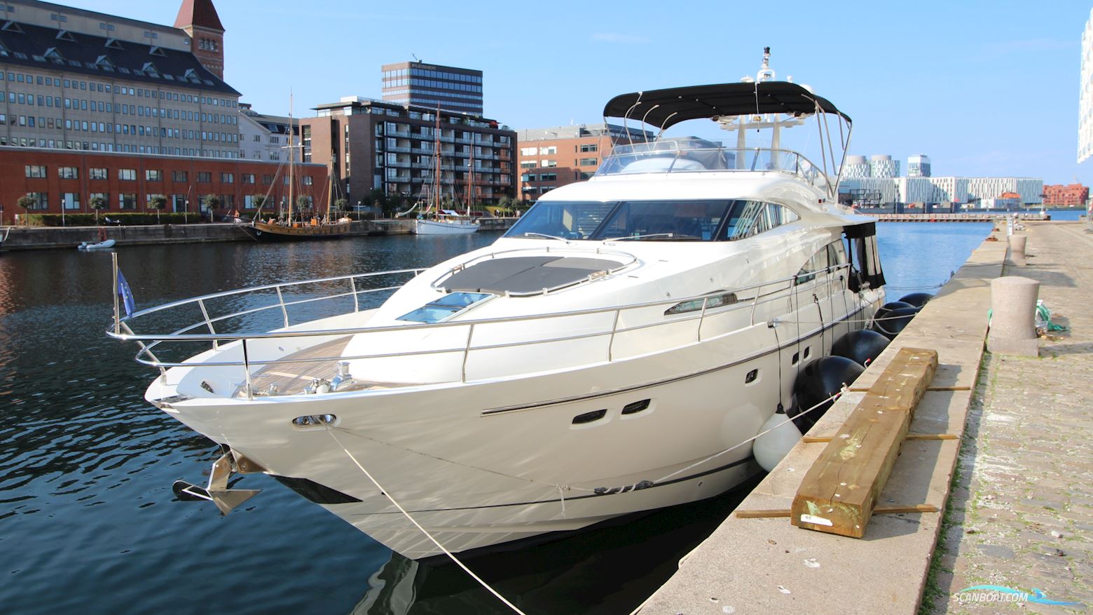 Fairline Squadron 70