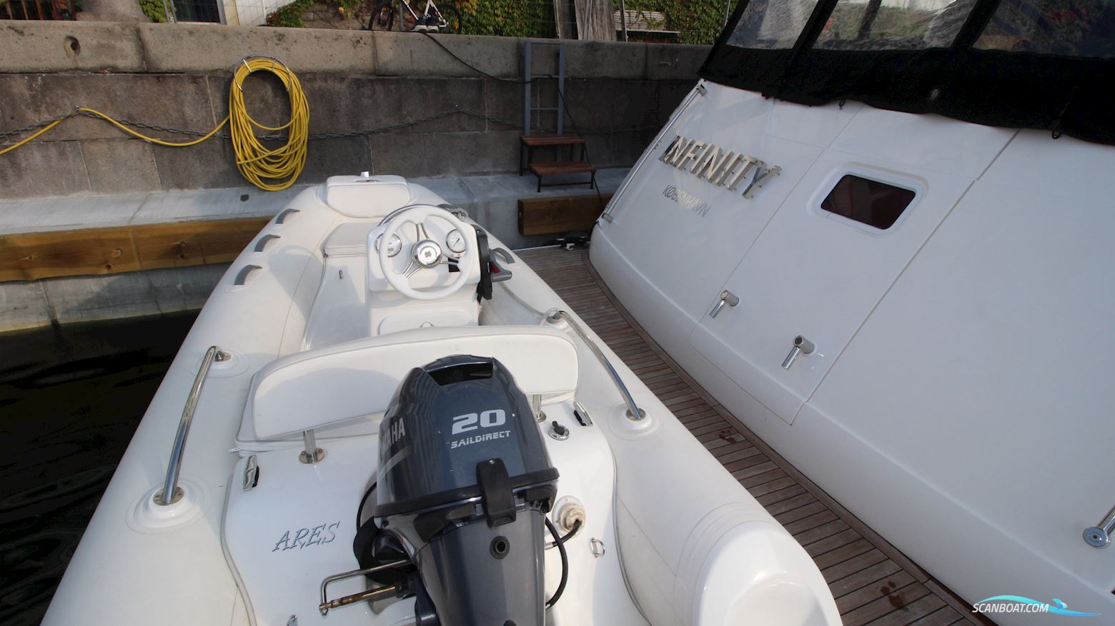 Fairline Squadron 70