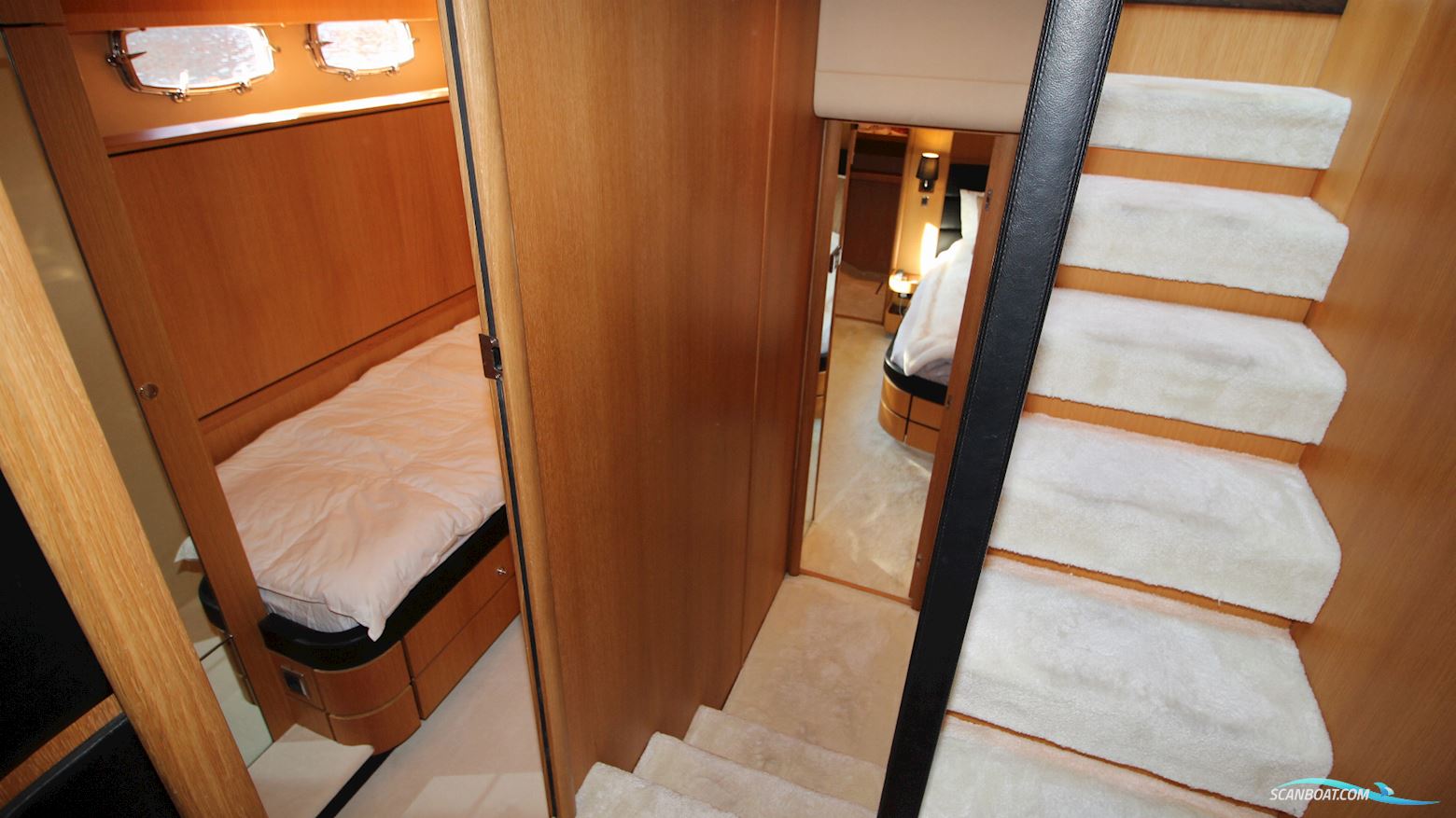 Fairline Squadron 70