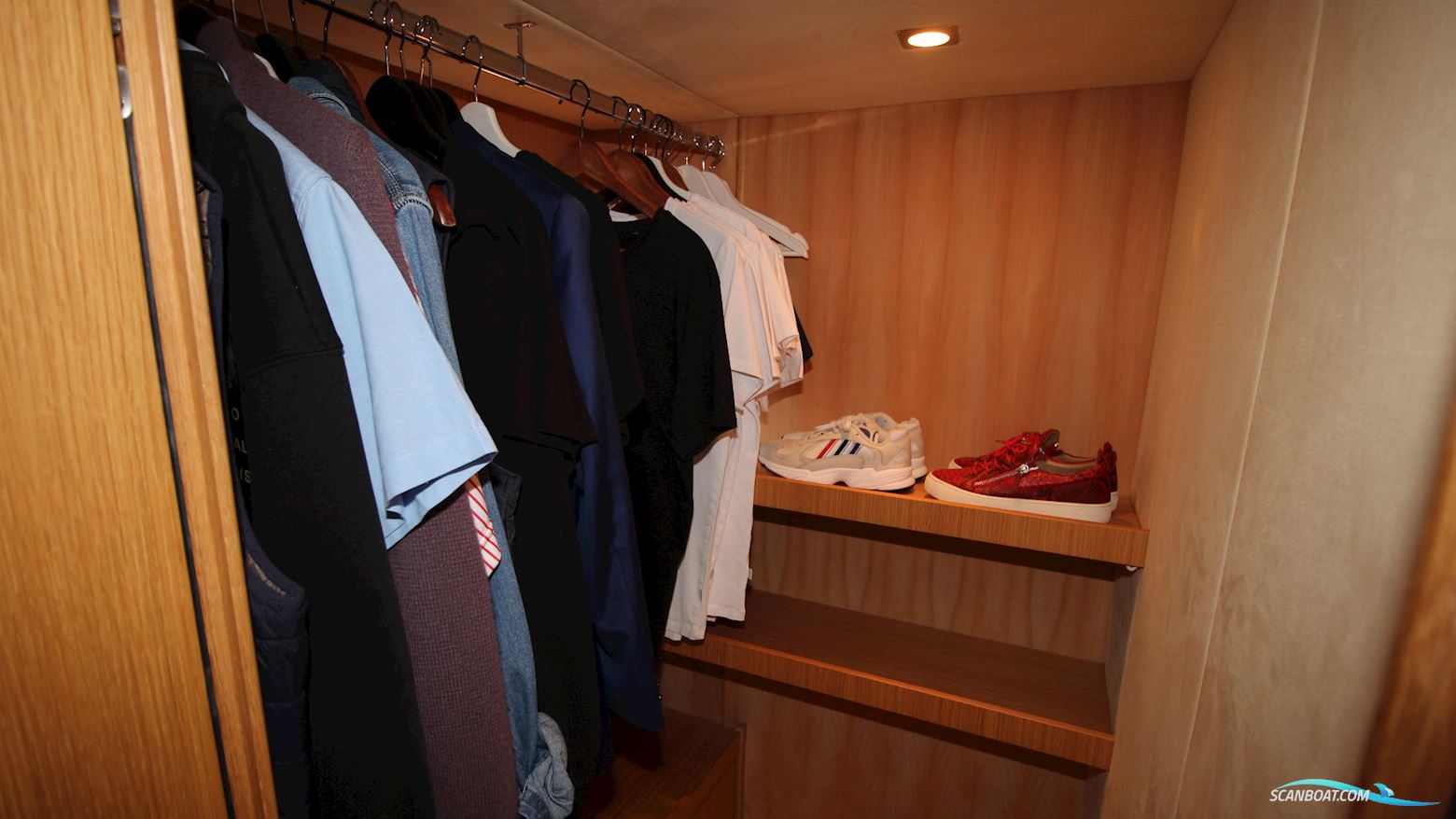 Fairline Squadron 70