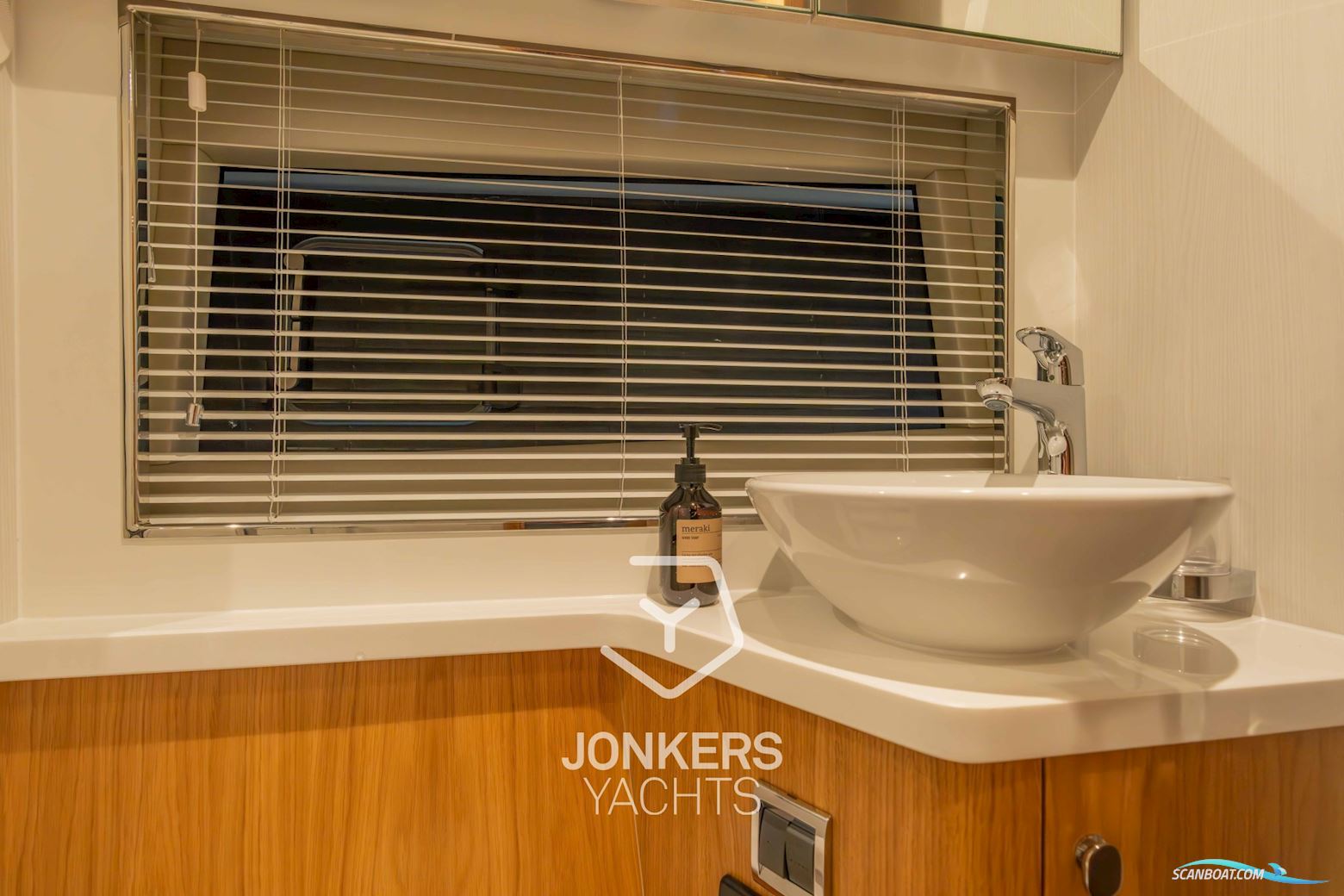 Fairline Targa 45 GT- MODEL 2025 WITH OAK SATIN TIMBER