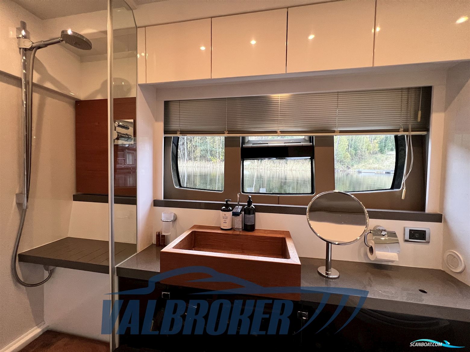 Fairline TARGA 64 GT