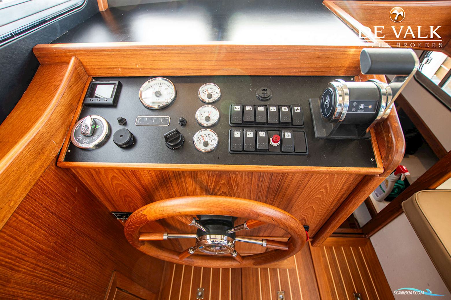 Fairways Marine Fisher 30 Pilothouse
