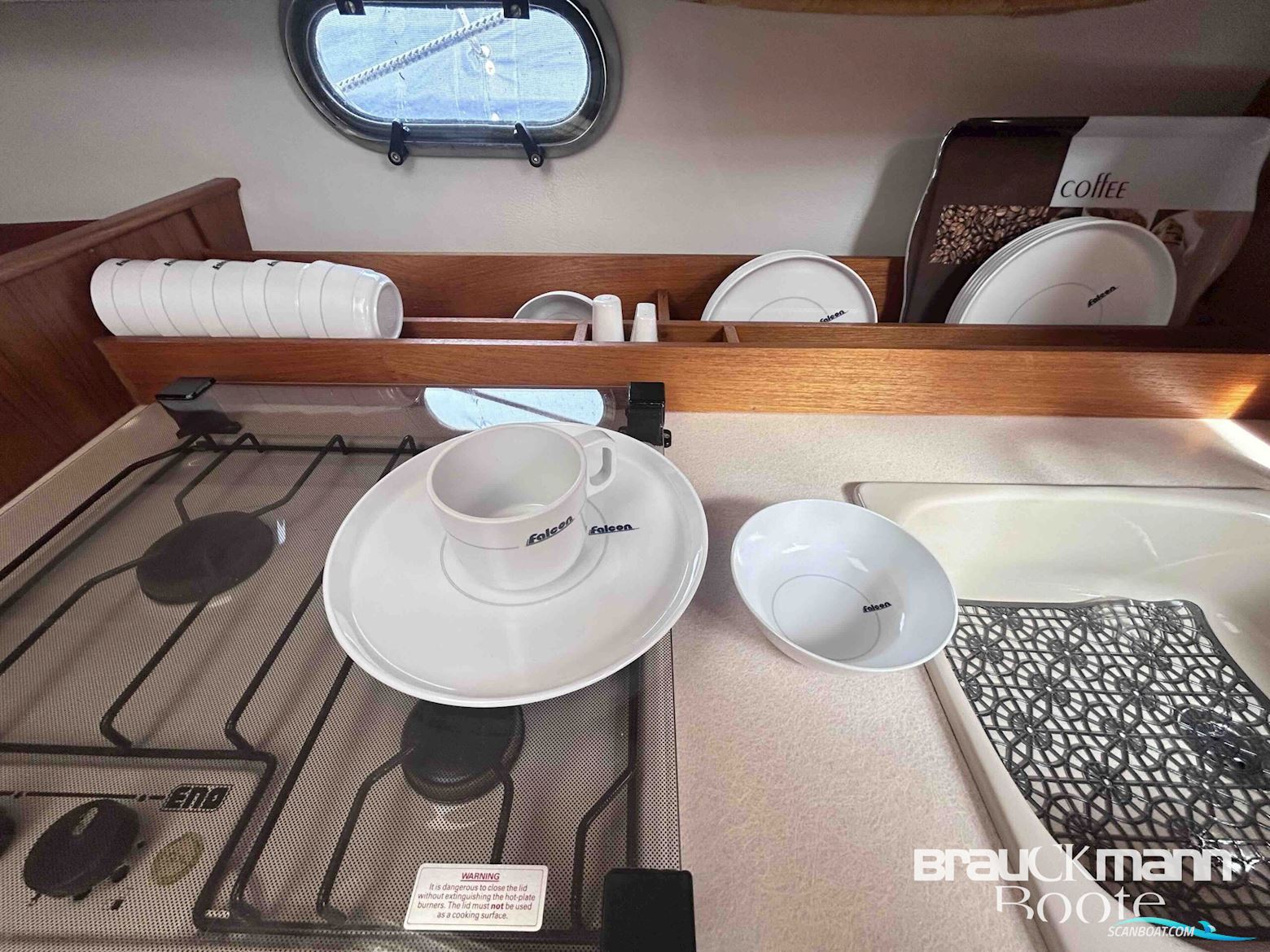 Falcon 27