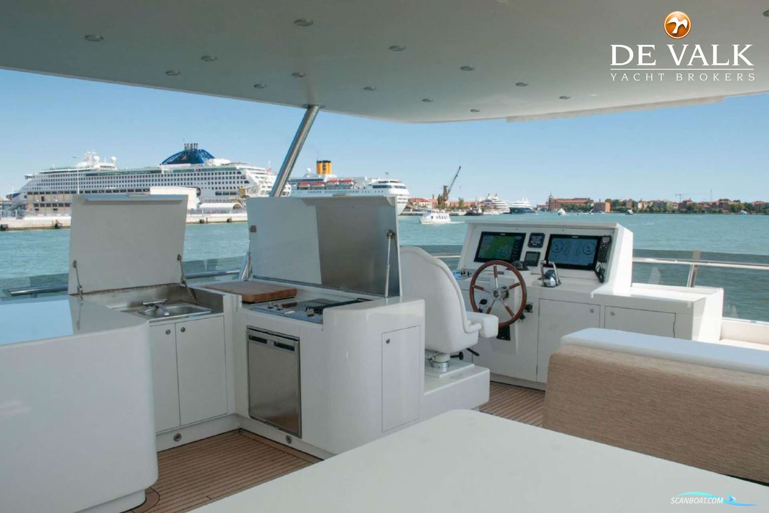 Favaro Yachts Explorer 76