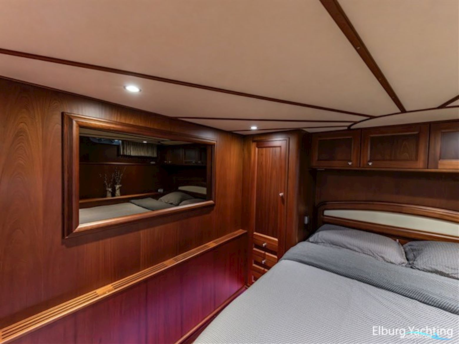 Feadship Classic 80ft - MY Spirit of Freedom