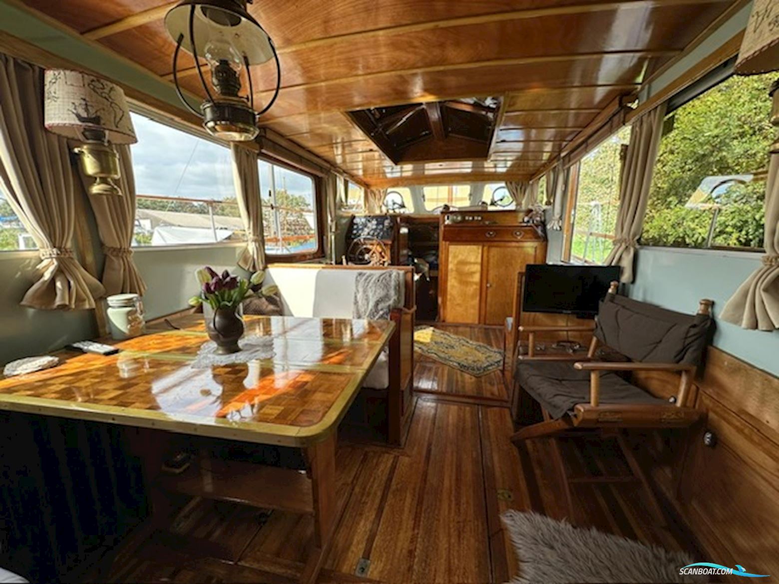 Feadship Royal van Lent & Akerboom