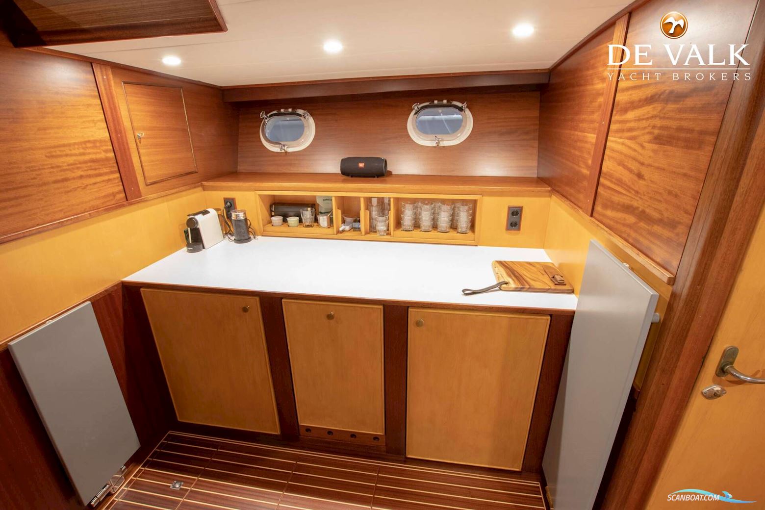 Feadship Van Lent