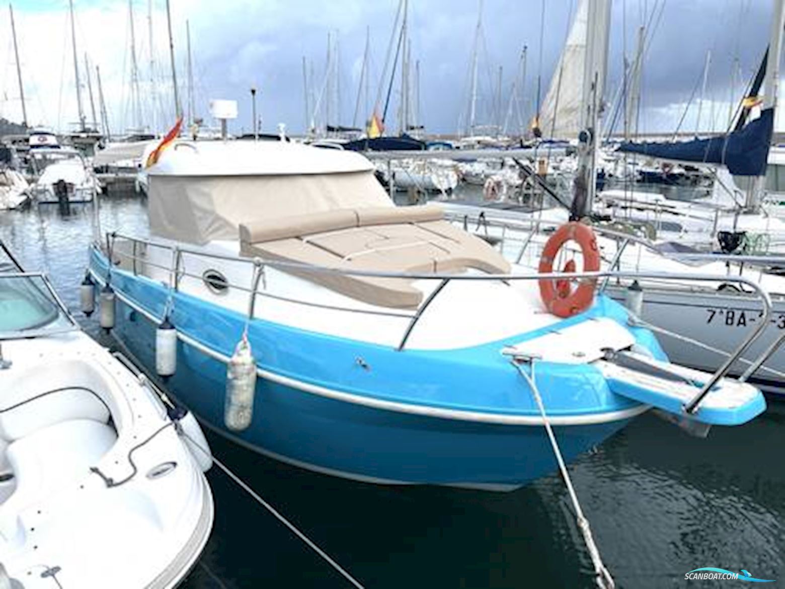 Felco Delfyn 830 Motorboot 2001, mit Volvo Penta Kamd43P motor, Spanien