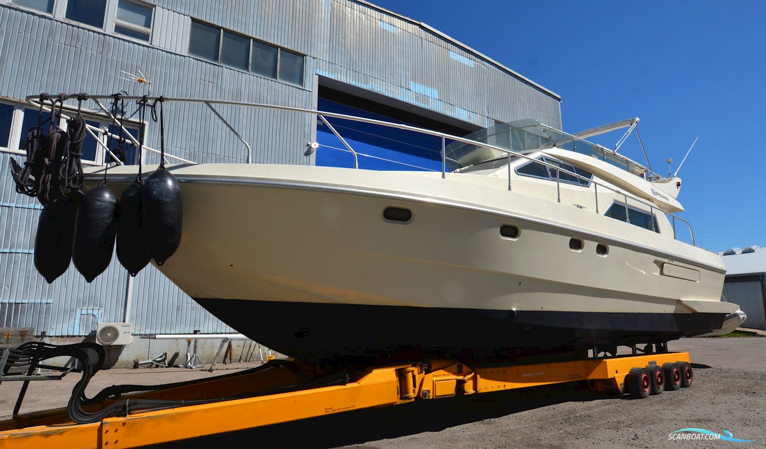 Ferretti 150 Fly