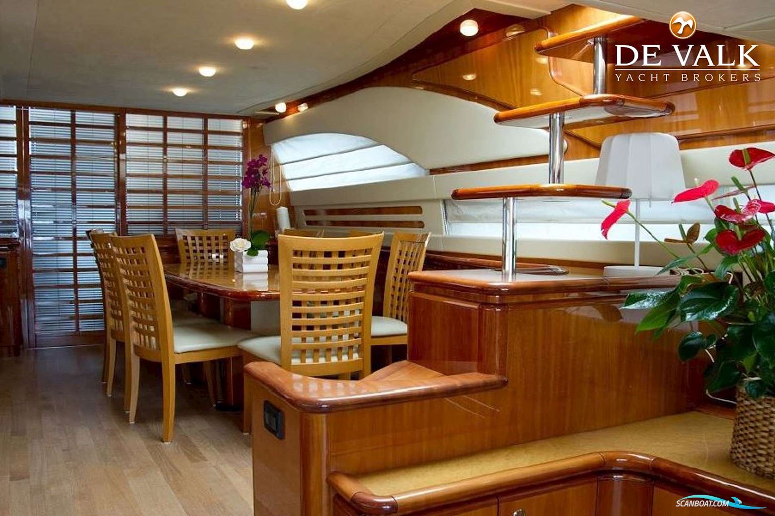 Ferretti 760