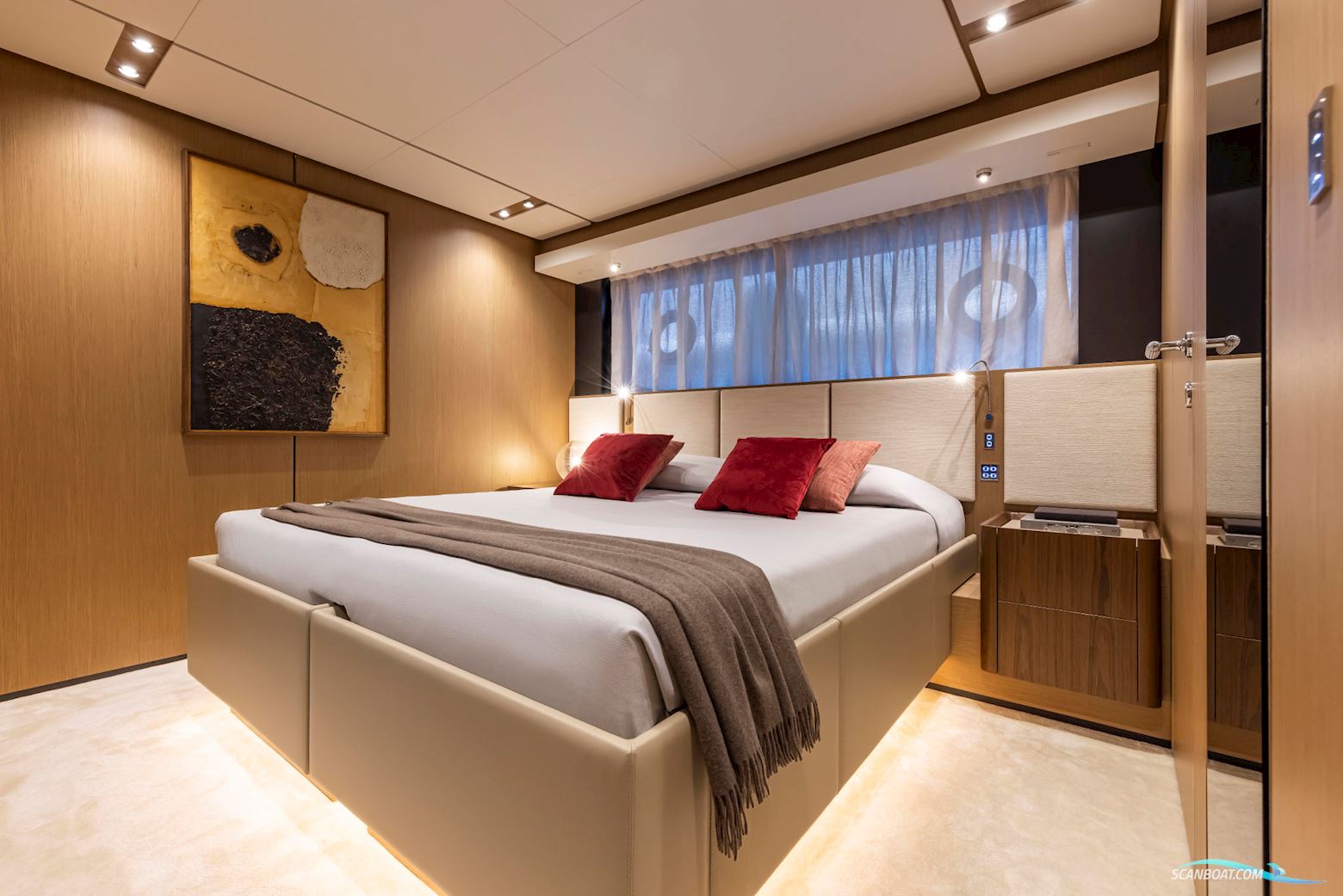 Ferretti Yachts 1000