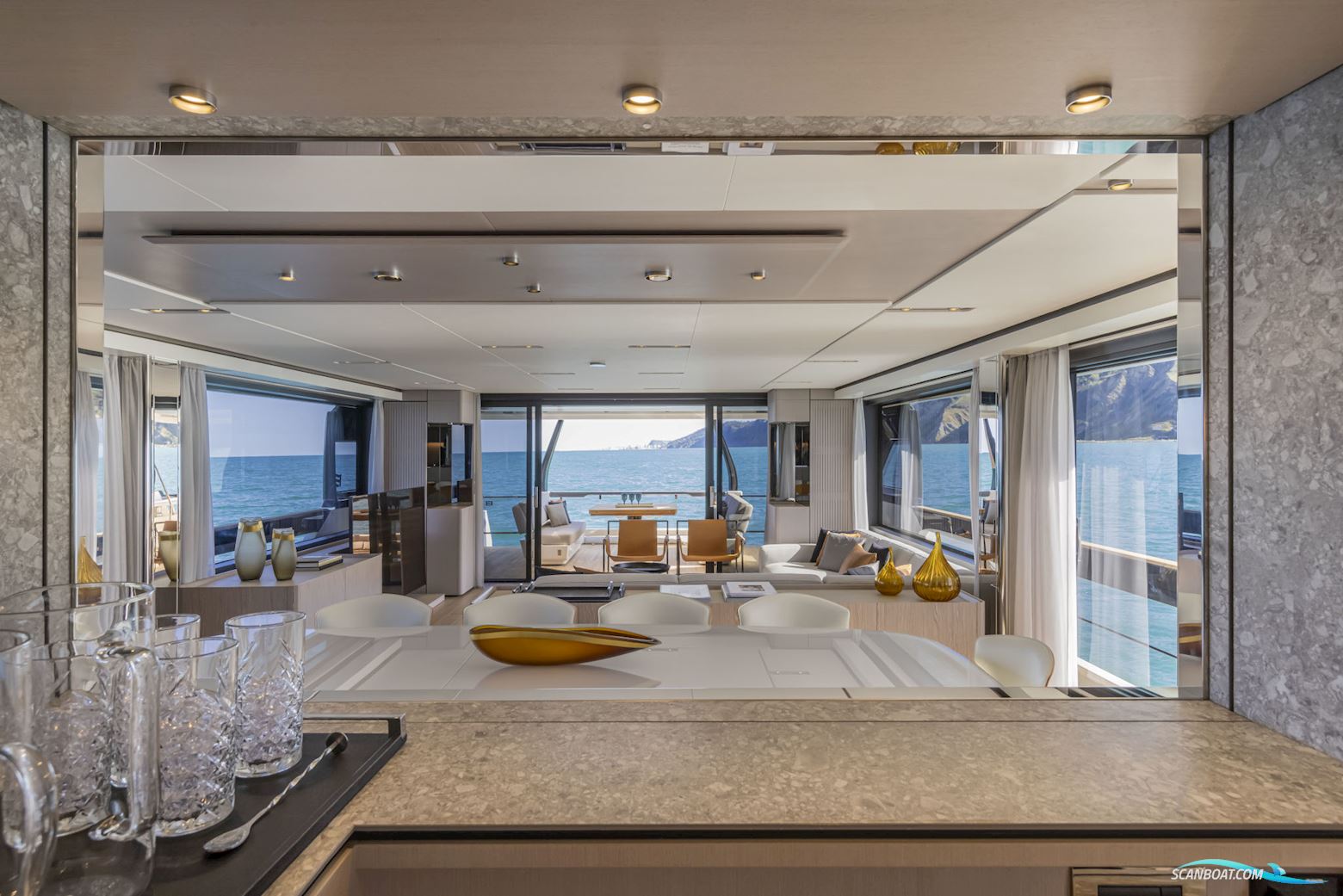 Ferretti Yachts 1000