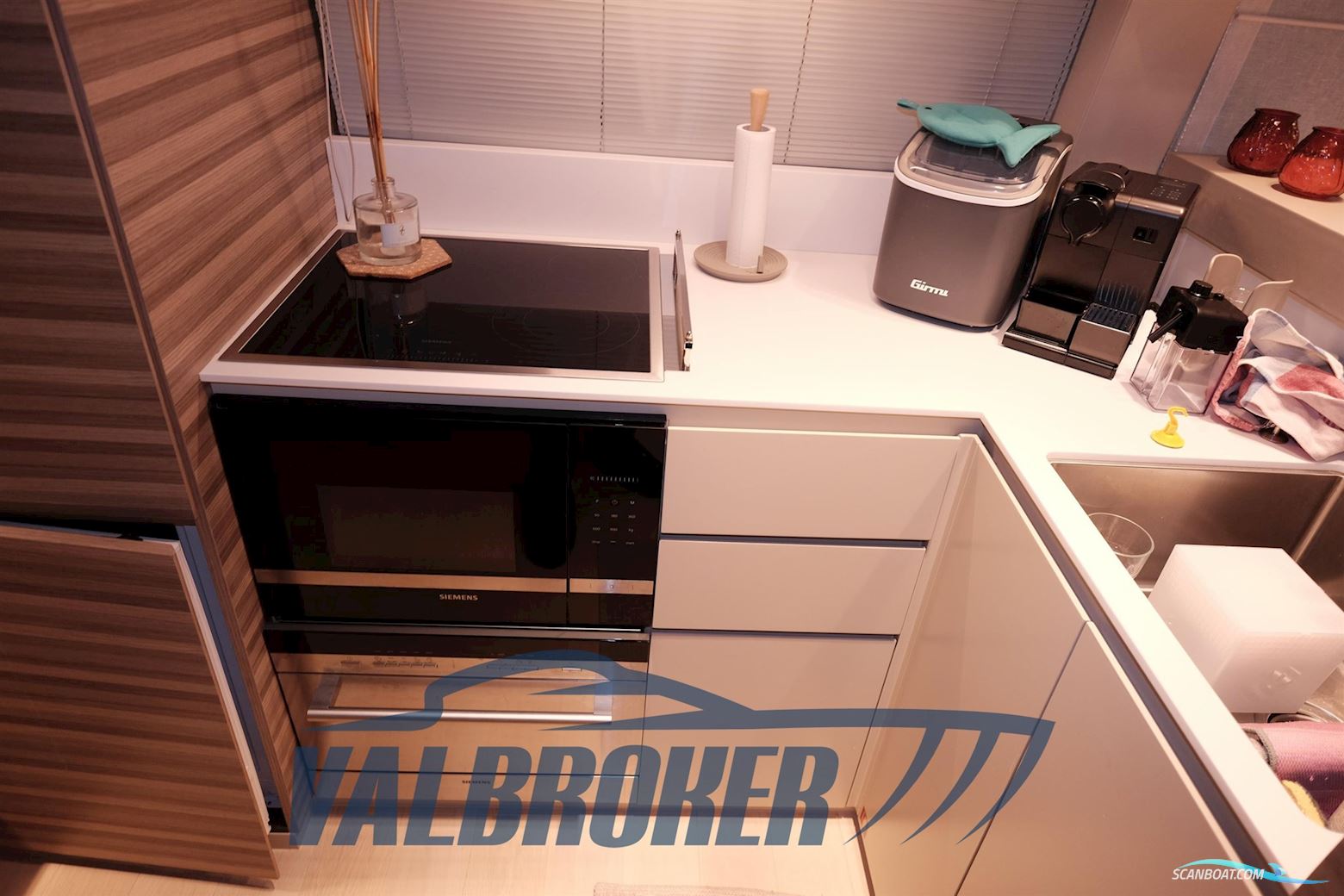 Ferretti Yachts Ferretti 670