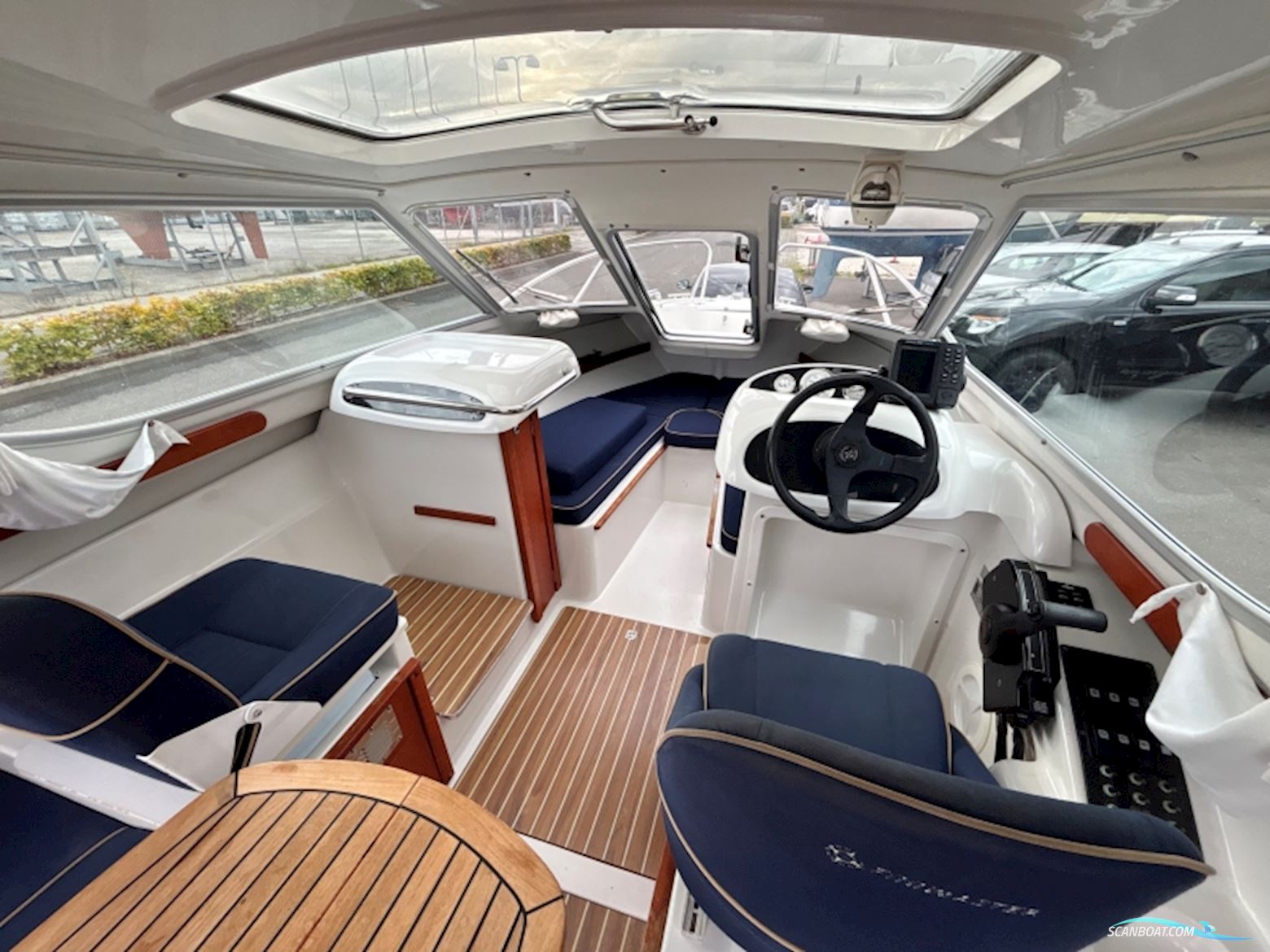 Finnmaster 6100 Royal OC